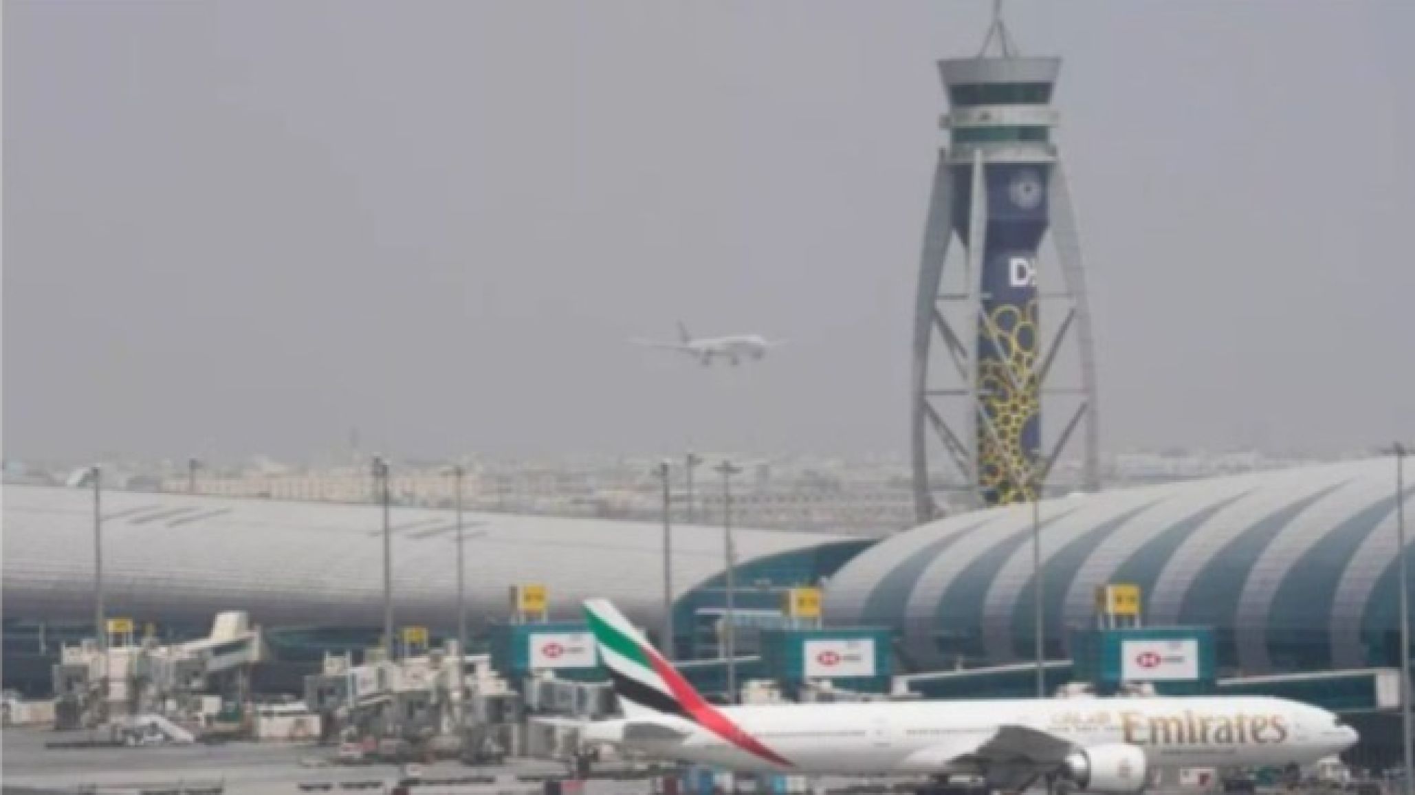 Irán reabre su espacio aéreo tras el alto el fuego con Israel