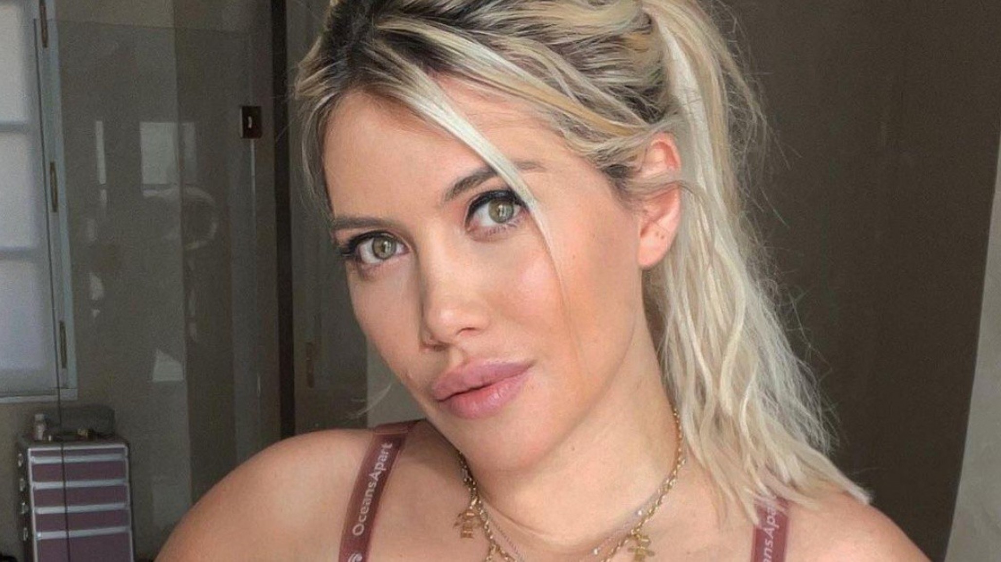 Wanda Nara se negó a entregar a las hijas y llegó a la policía