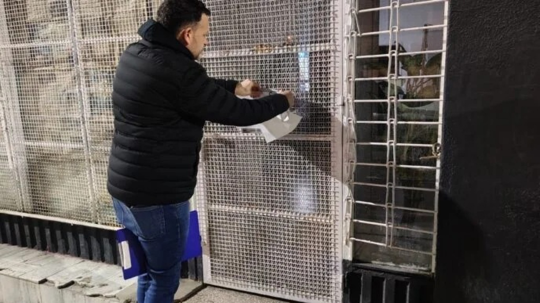 Clausuraron un bar nocturno que abrió sin habilitación