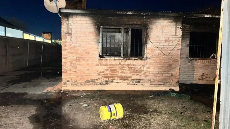 Tragedia: murieron tres nenes tras un incendio en su casa
