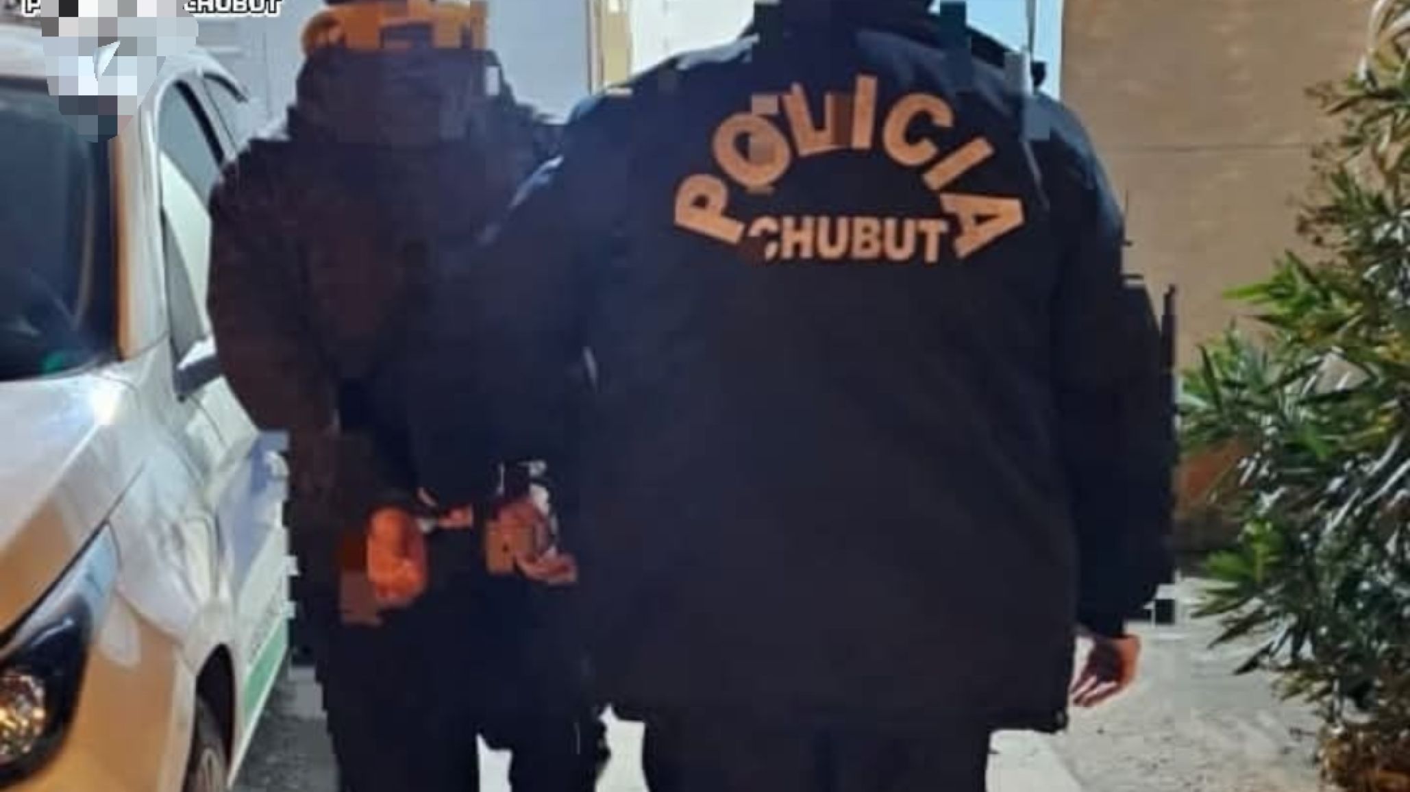 Lo pararon en un control y descubrieron que tenía pedido de captura