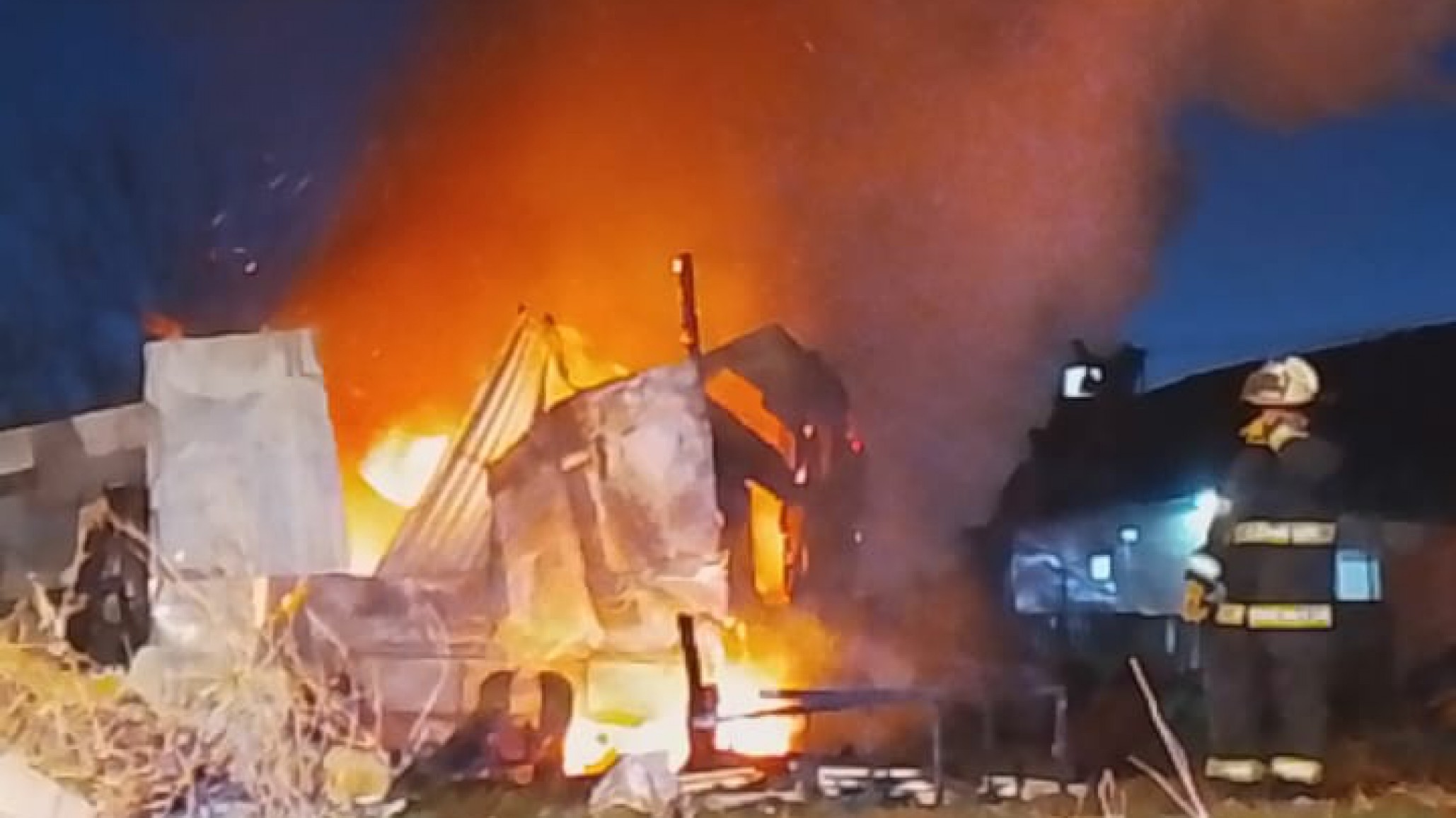 Su mascota volcó un calefactor y provocó un grave incendio en barrio Máximo Abásolo