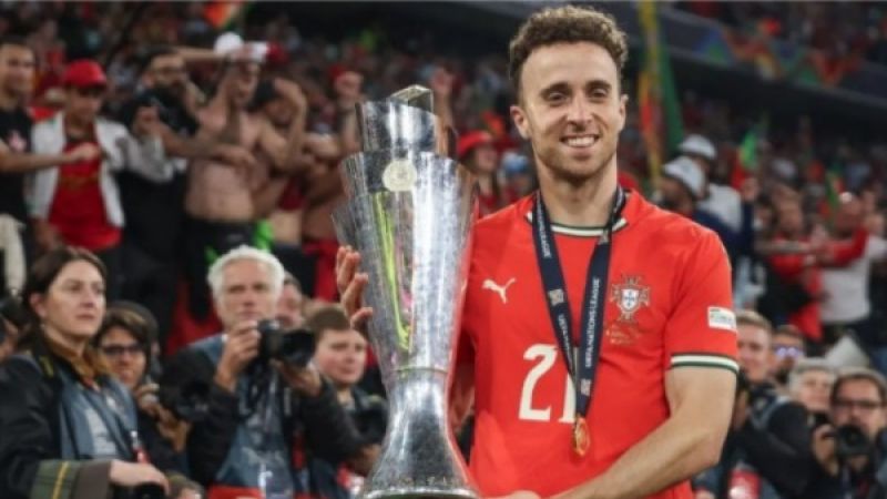Murió Diogo Jota, delantero del Liverpool, en un accidente de auto junto a su hermano