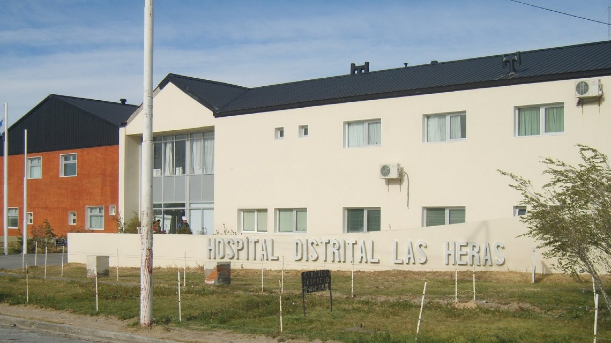 Violento ataque con cuchillo en minera de Santa Cruz: hallaron droga y ambos involucrados siguen internados