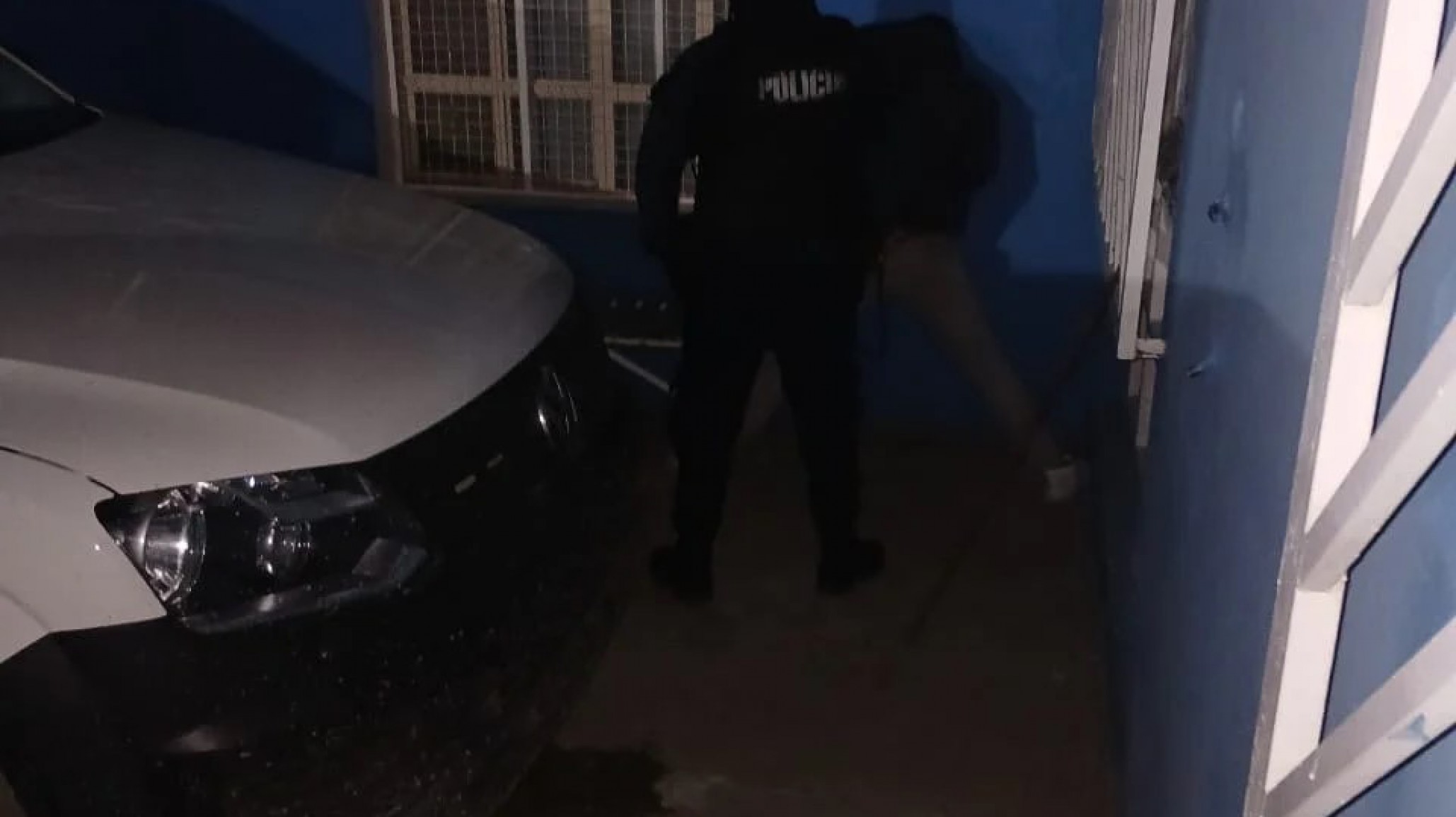 Dos hombres fueron detenidos por intentar robar en el CAPS del barrio San Martín