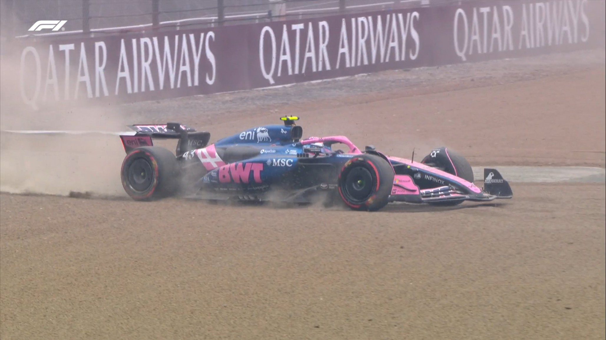 Franco Colapinto trompeó y tuvo una accidentada clasificación en el GP de Silverstone