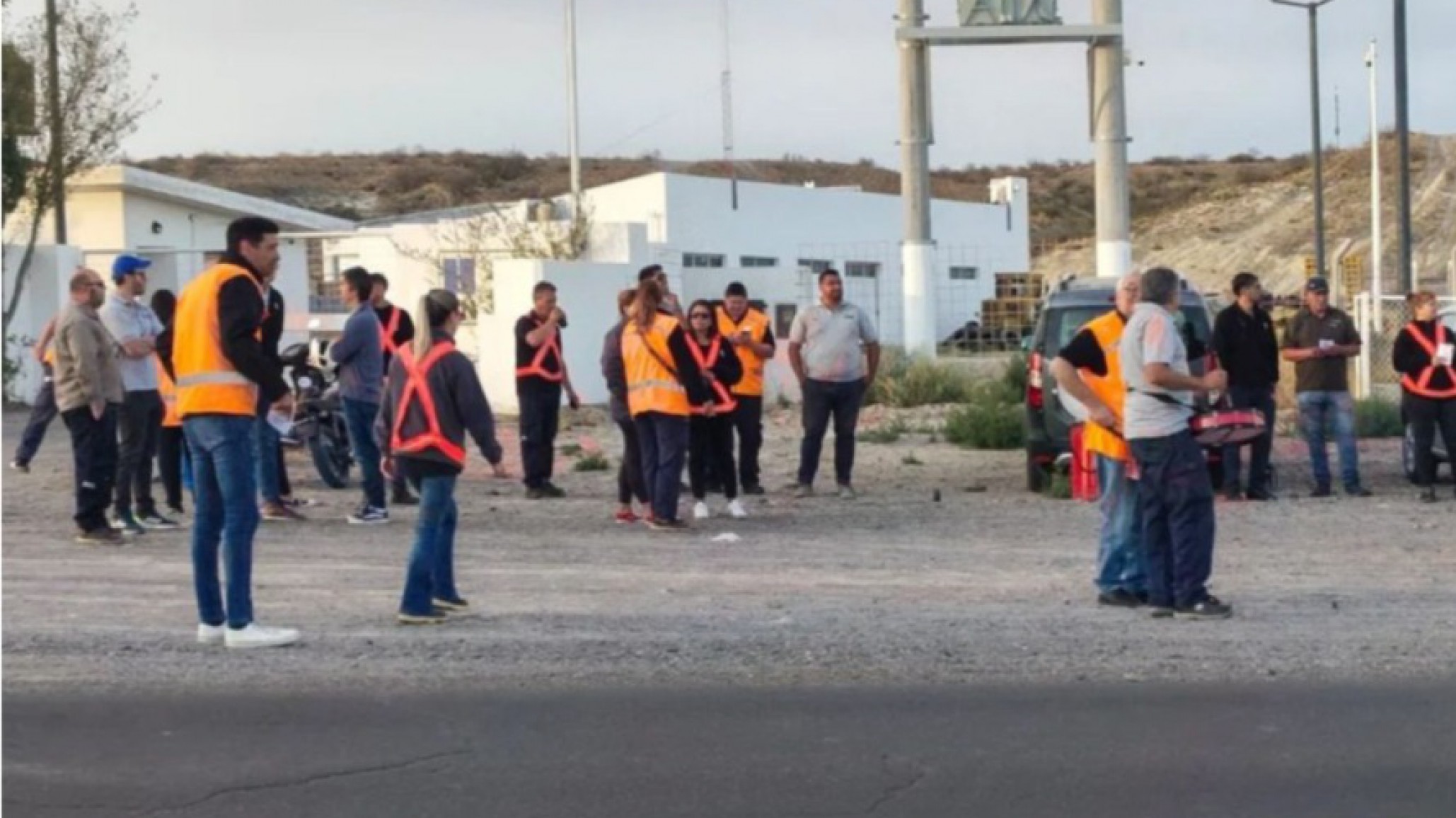 Tras el anuncio del gobierno, trabajadores de Vialidad Nacional en Chubut advierten que "no está garantizado el operativo invernal"