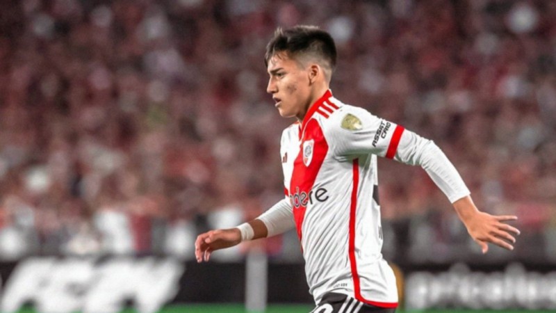 La joya comodorense Ian Subiabre podría ser titular en River ante Platense