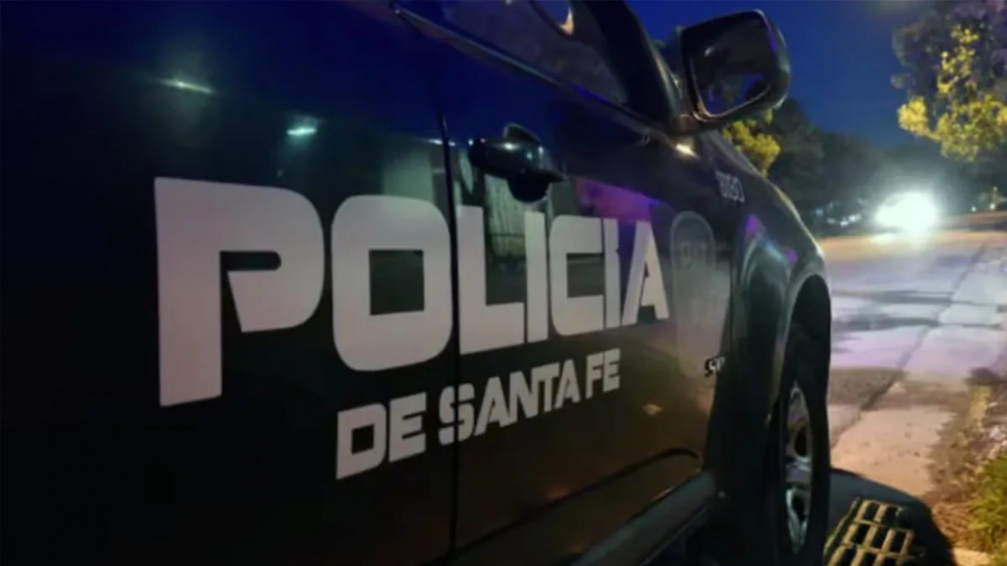 Santa Fe: Una niña de 13 años fue alcanzada por una bala perdida en el patio de su casa