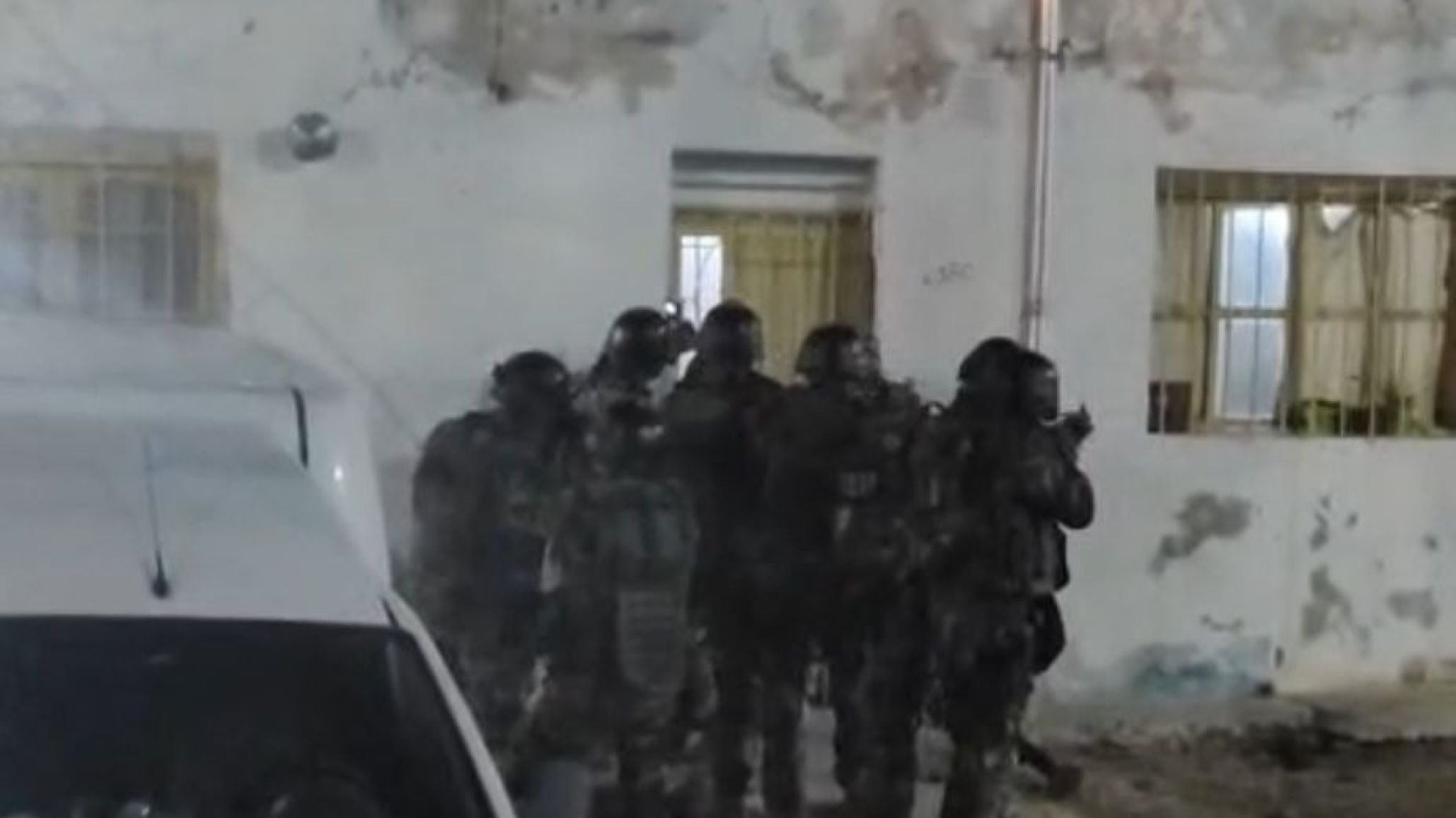 Cuatro detenidos, cocaína, marihuana y un revólver: así cayeron dos puntos de venta