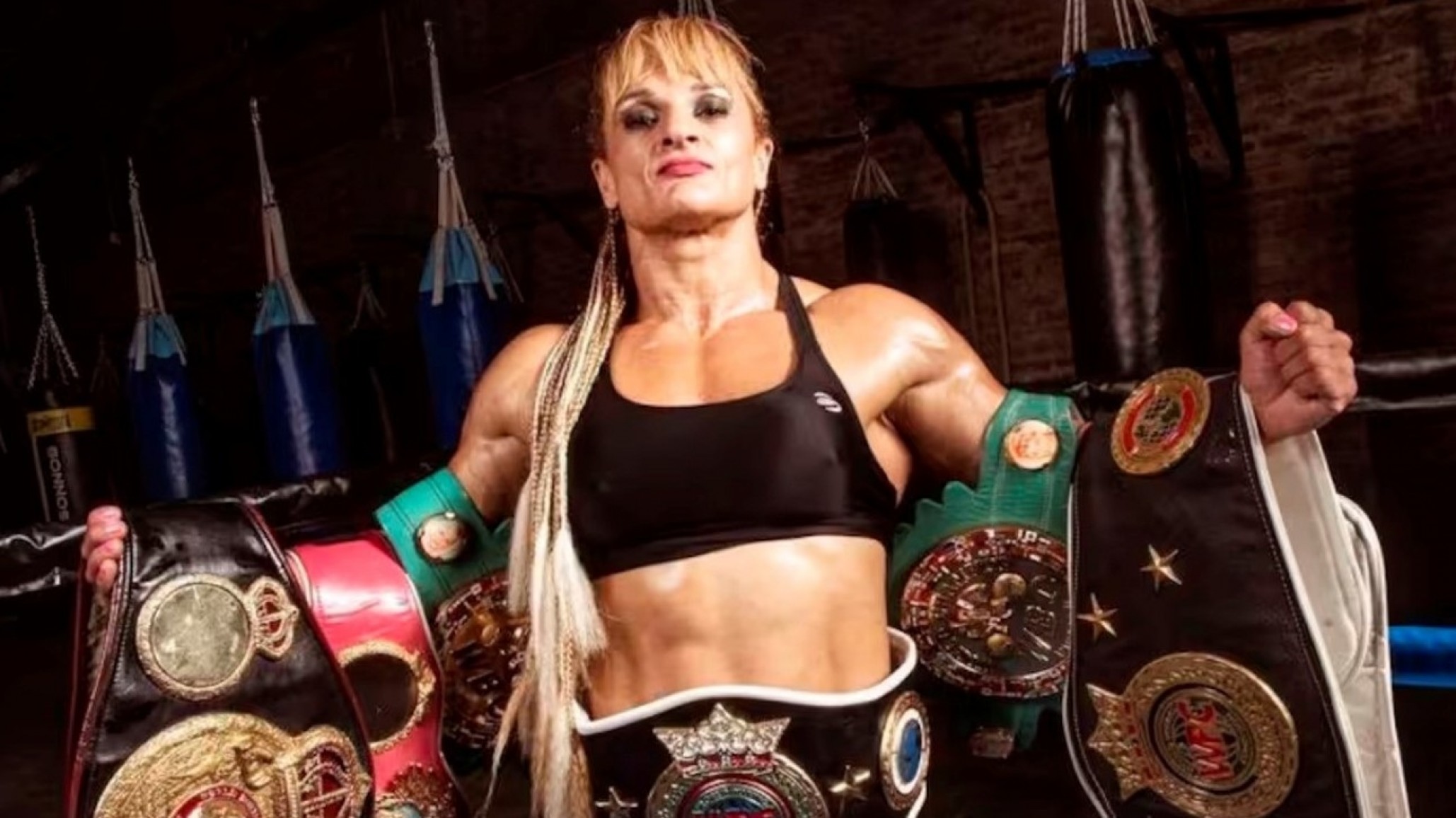 "La Locomotora" Oliveras lucha por su vida y su hermano confirmó que "depende de un respirador"