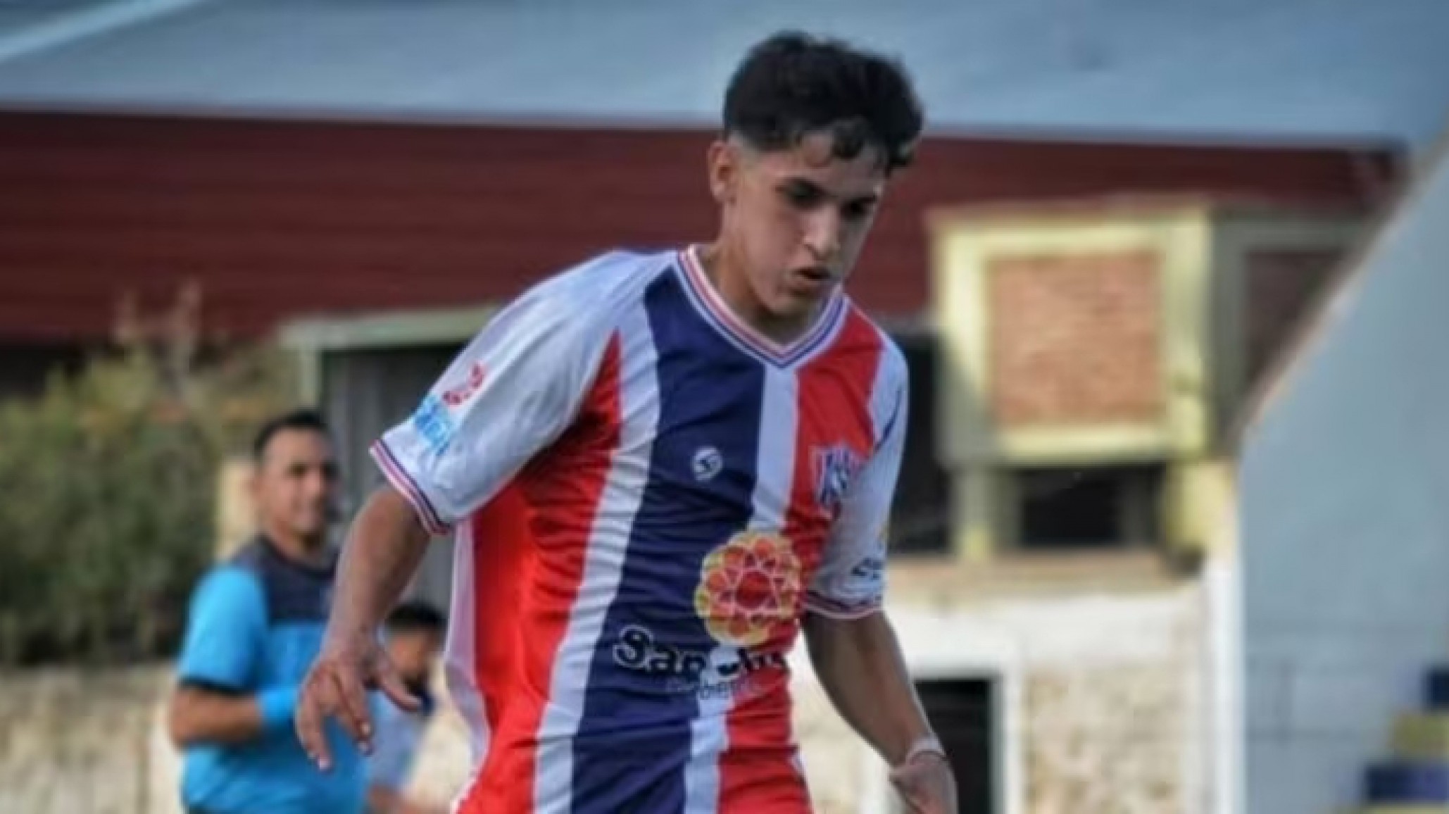 Dolor en el futbol: murió un jugador de 20 años tras un paro cardíaco