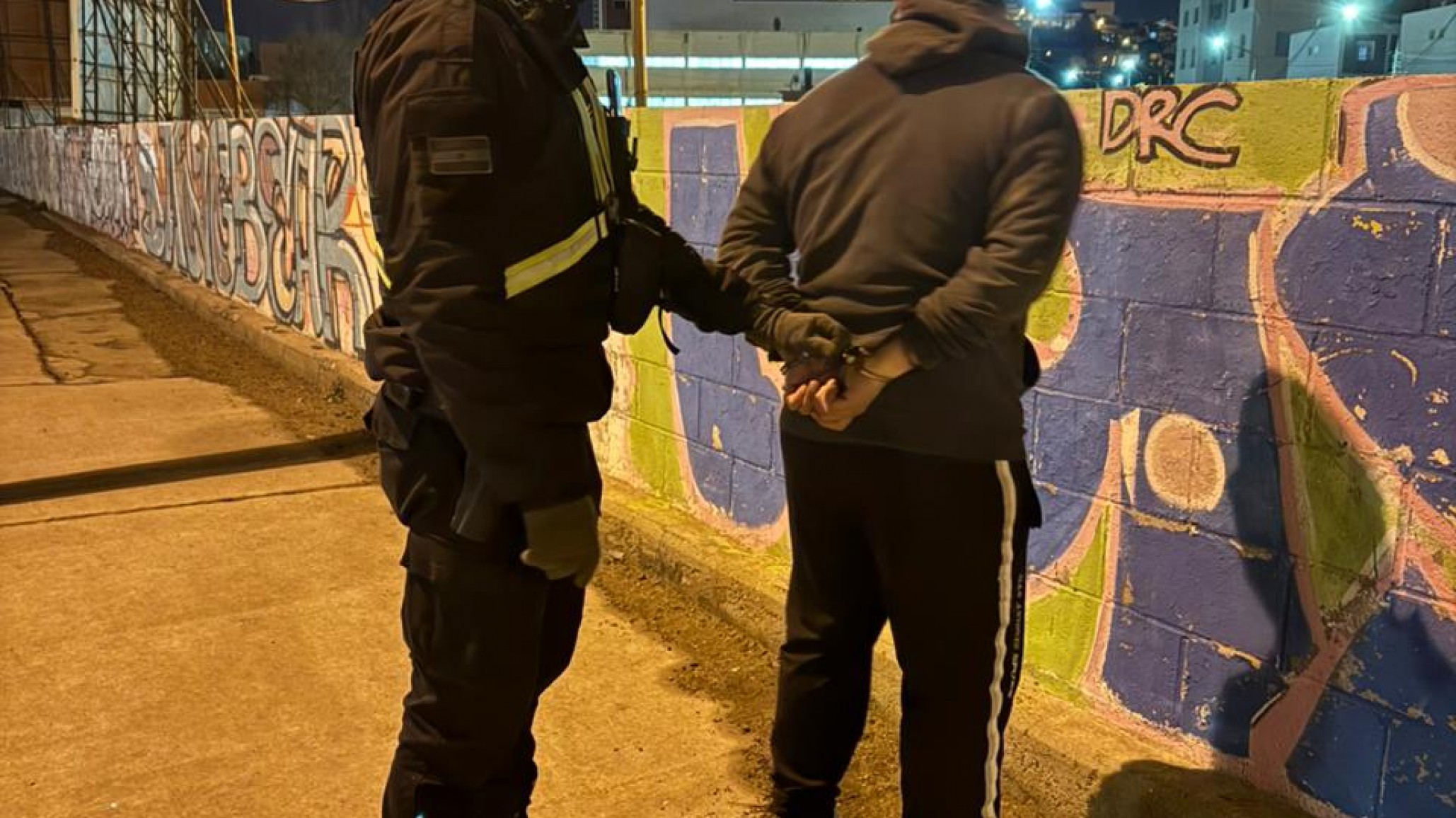 Un hombre observó un robo en el Centro y persiguió a los ladrones