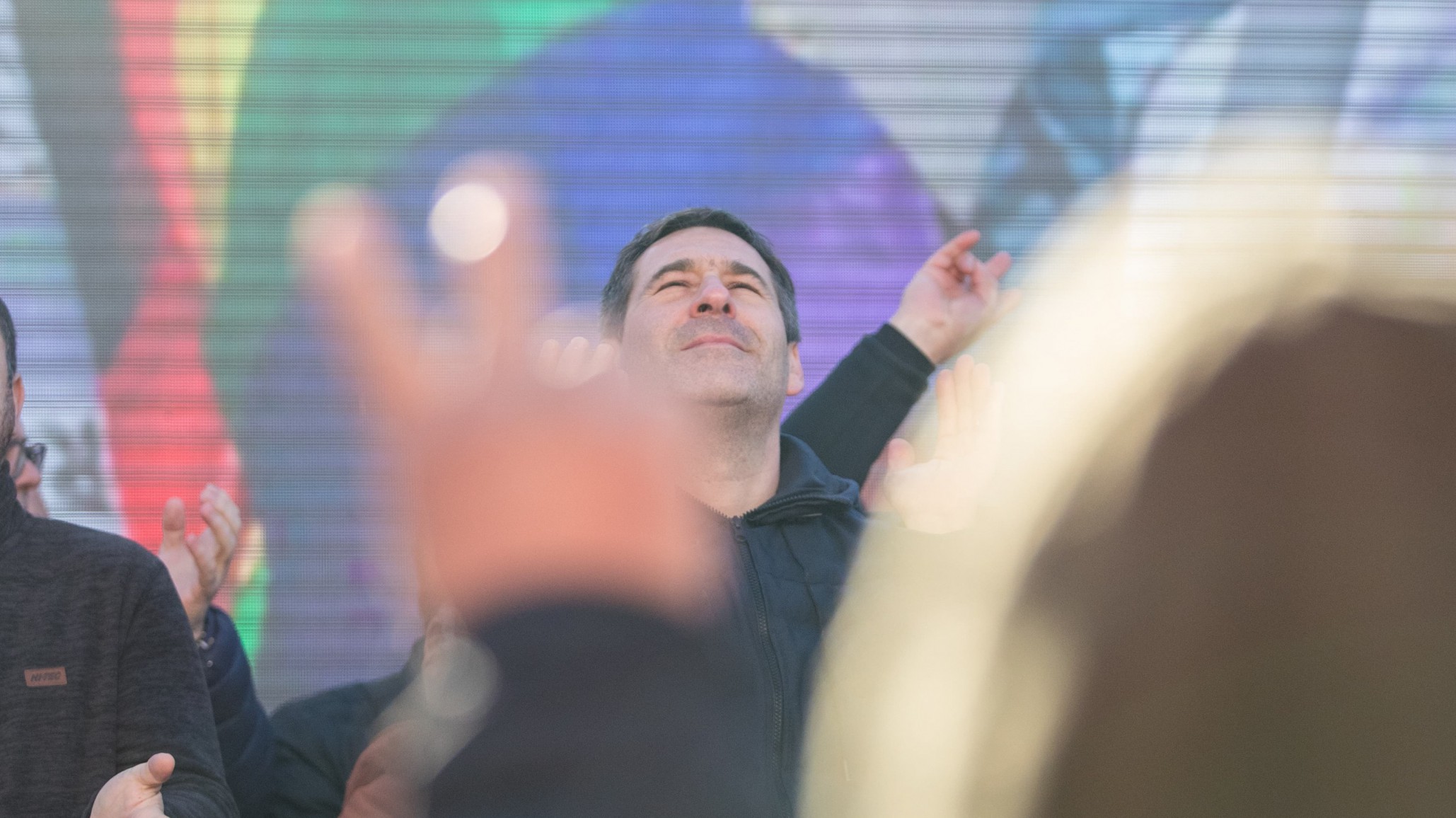 Con clima de épica peronista, una multitud acompañó a Luque y Elisaincin en Comodoro