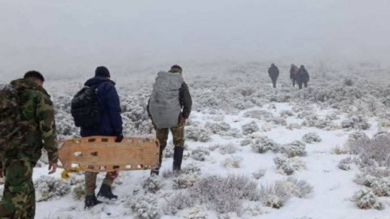 Más de 35 personas recorrieron 30 km a pie para recuperar el cuerpo del criancero fallecido