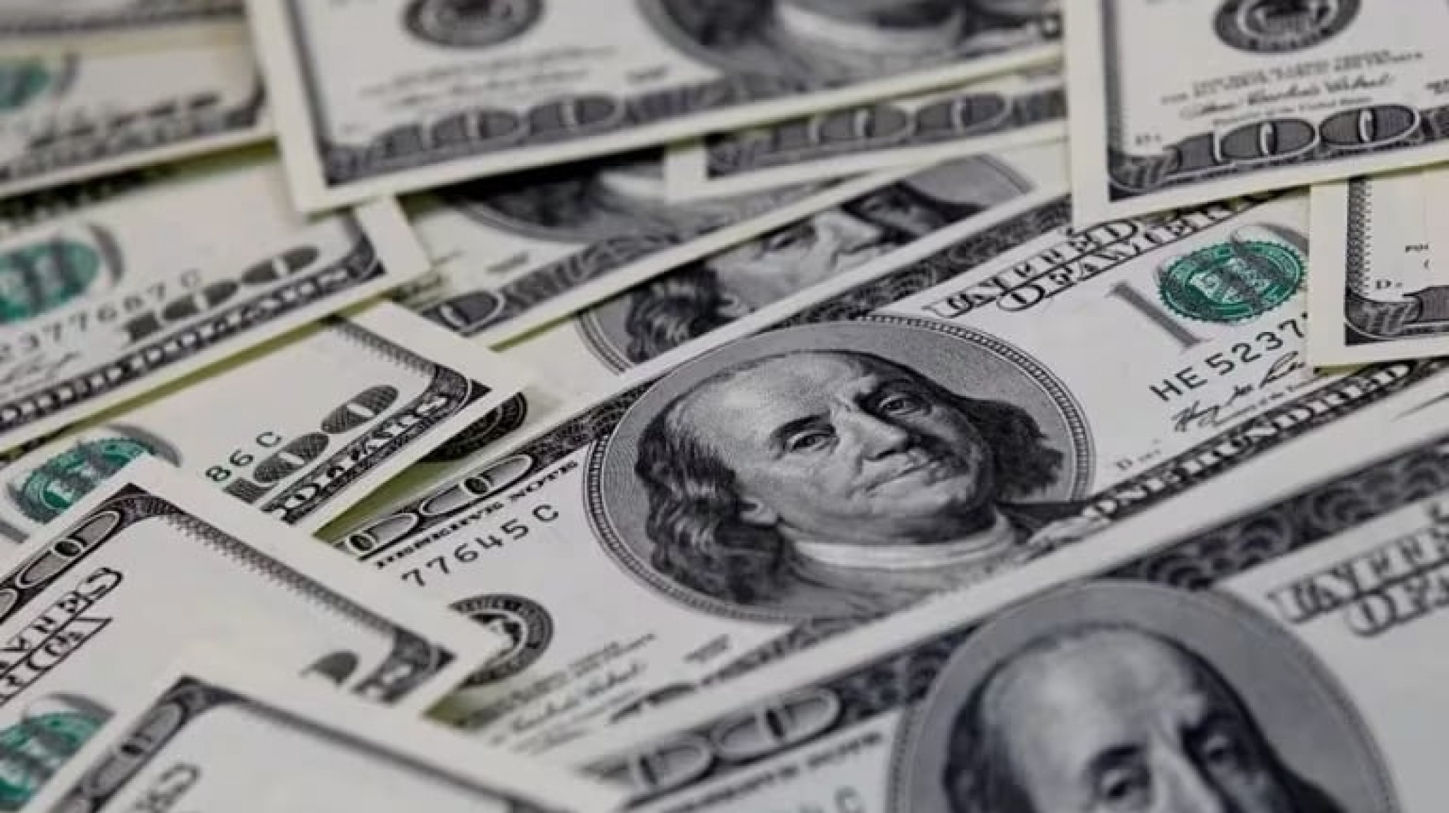 El Gobierno convalidó una fuerte suba de tasas para frenar la presión sobre el dólar