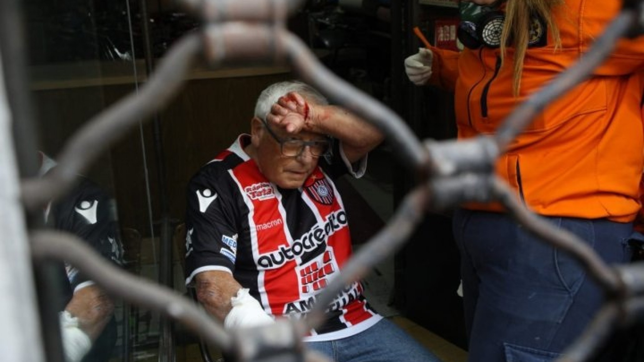 Fuerte represión en la marcha de jubilados frente al Congreso