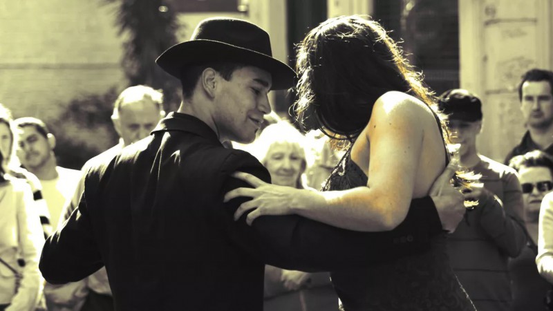 El Tango vuelve a la UNPSJB: "apuesto por formar un semillero de bailarinas y bailarines"