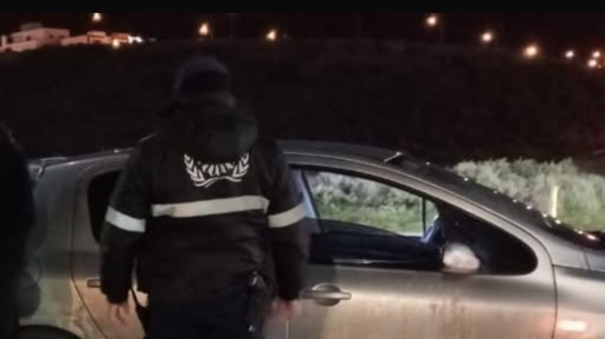 Tenía pedido de captura y lo sorprendieron manejando de madrugada en Rada Tilly