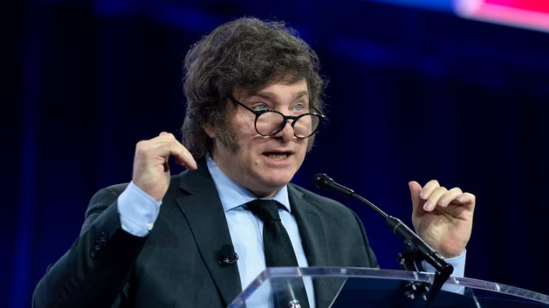 Milei defendió los vetos a jubilaciones y discapacidad y dijo que "el equilibrio fiscal no se negocia"