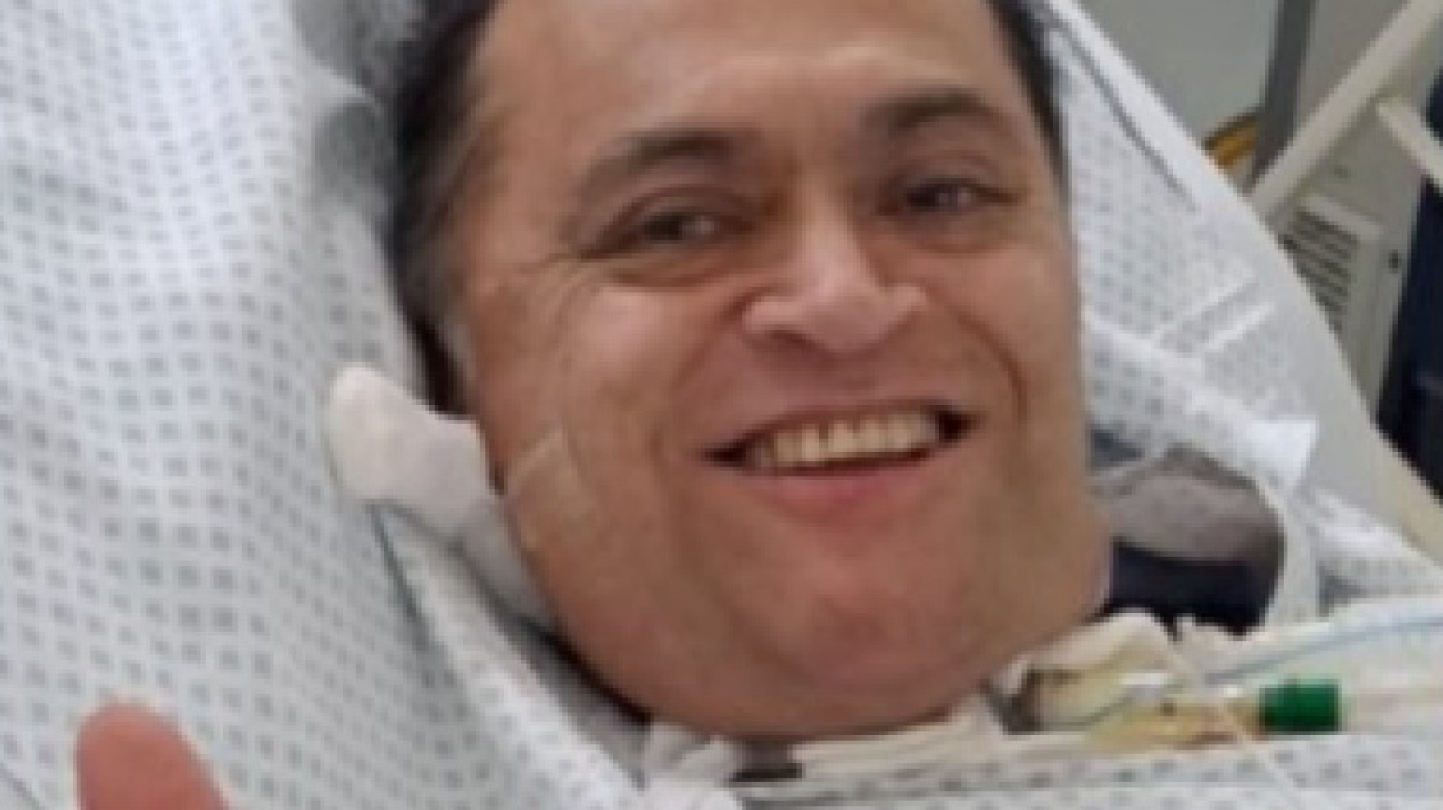 El comodorense Raúl Cárcamo cumplió un mes de su trasplante bipulmonar y continúa recuperándose en la Fundación Favaloro