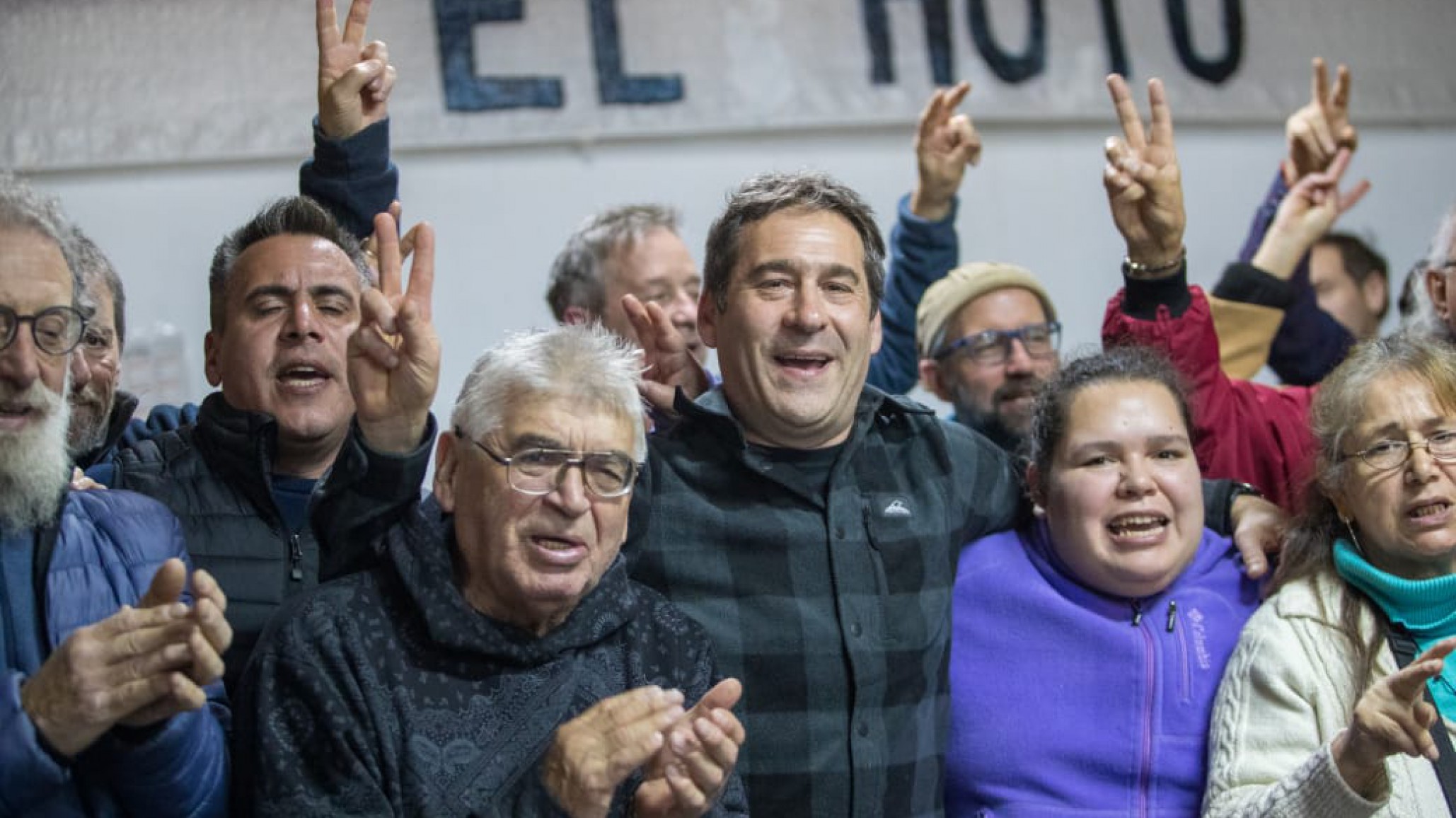 Luque agradeció y convocó a todos los sectores a trabajar para frenar la crueldad del gobierno de Milei