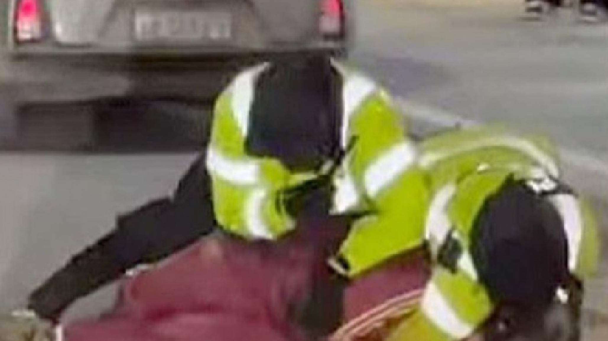 Ushuaia: Intentó evadir un control policial y atropelló a un agente