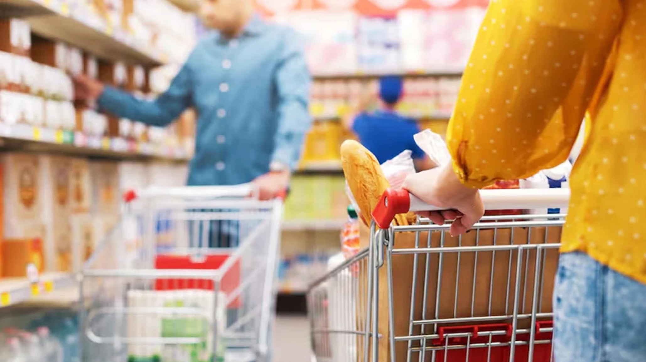 El consumo masivo creció en julio, pero sigue 4,3% abajo del año pasado