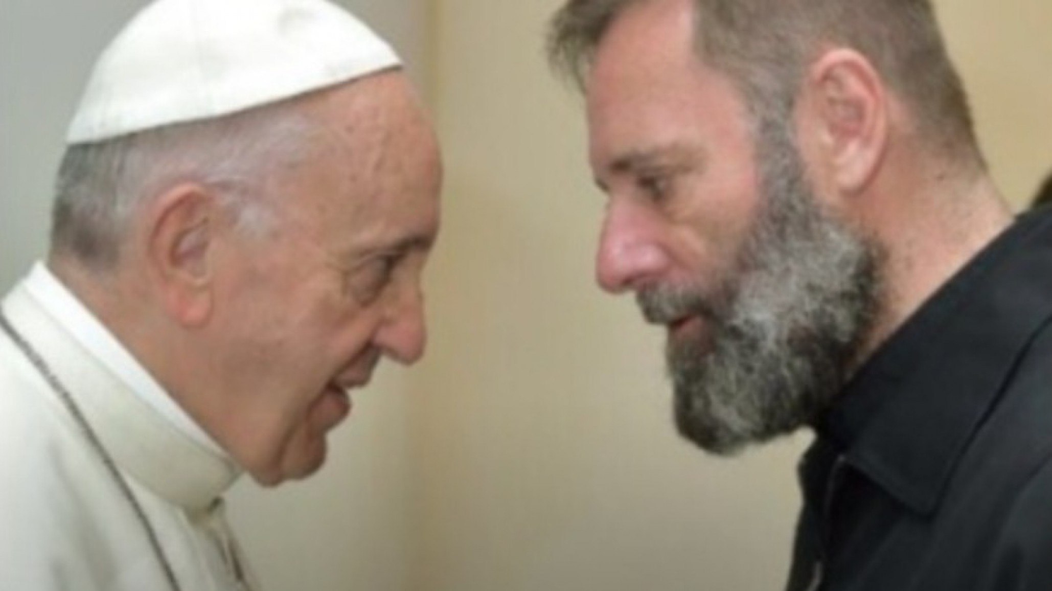 Molina encabeza la lista del PJ en Santa Cruz, es un cura cercano al Papa Francisco y Cristina