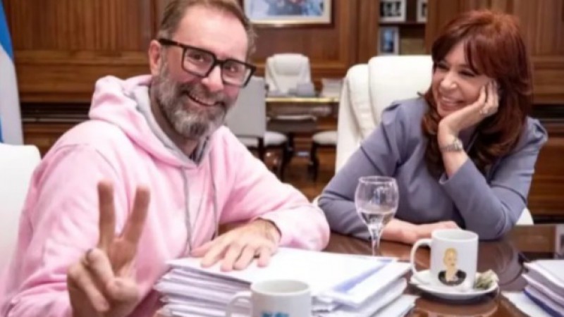 Padre Juan Carlos Molina: "La iglesia también es política y la política se hace para el que otro pueda vivir mejor"