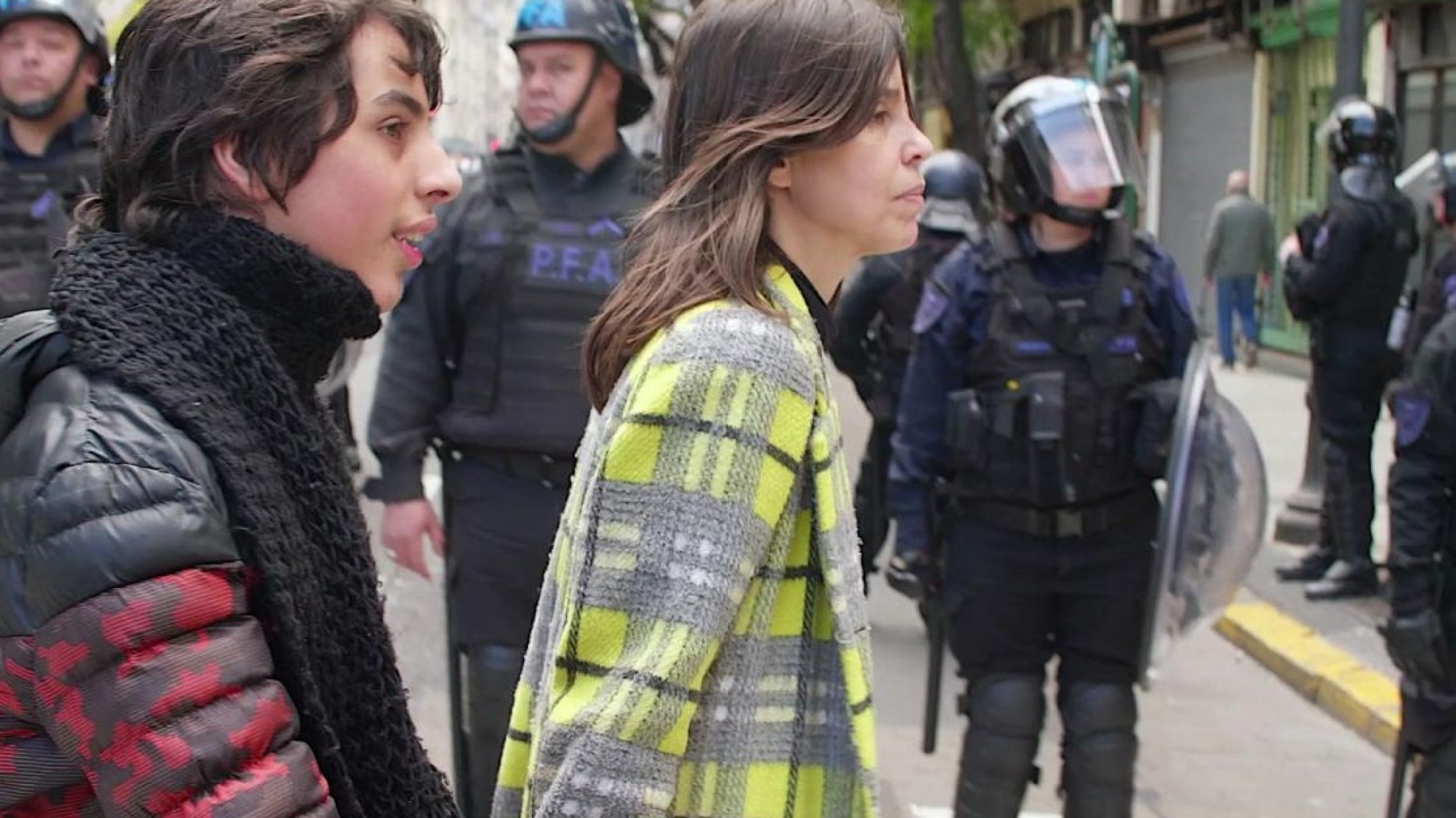 Valentina Bassi se manifestó por la Ley de Emergencia en Discapacidad y reveló que su hijo con autismo se quedó sin terapia