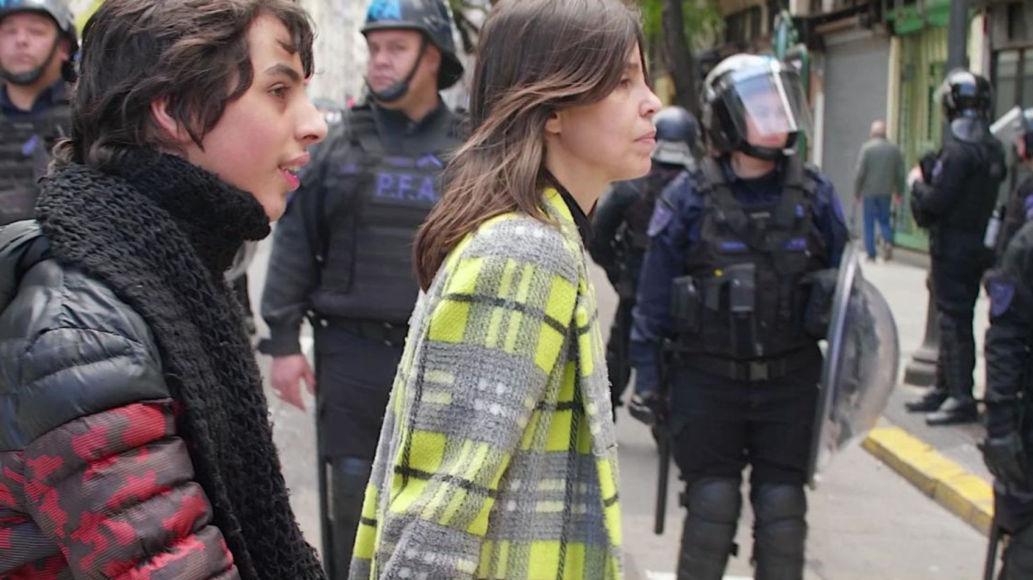 Valentina Bassi se manifestó por la Ley de Emergencia en Discapacidad y reveló que su hijo con autismo se quedó sin terapia