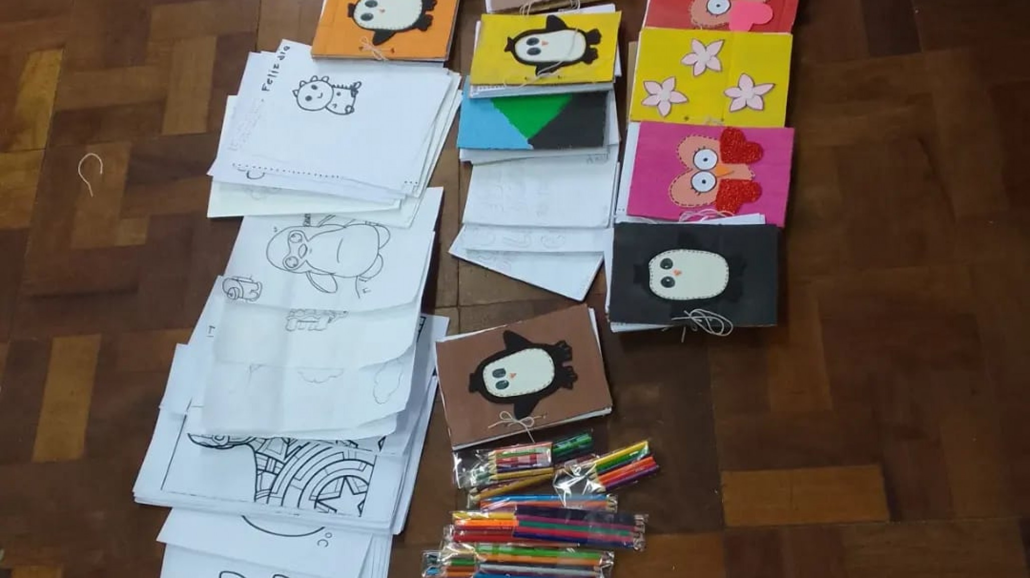 Solidaridad de niño a niño: juntan dibujos para llevar al Hospital Regional