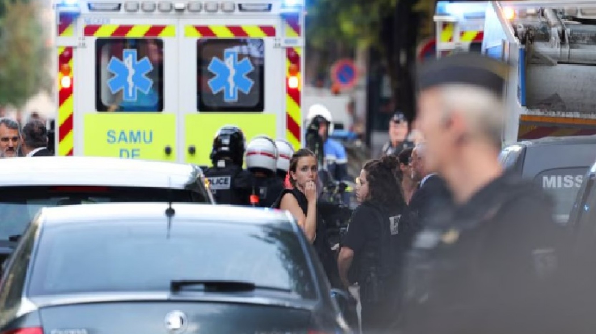 Atropelló intencionalmente a una multitud frente a un bar y dejó un muerto