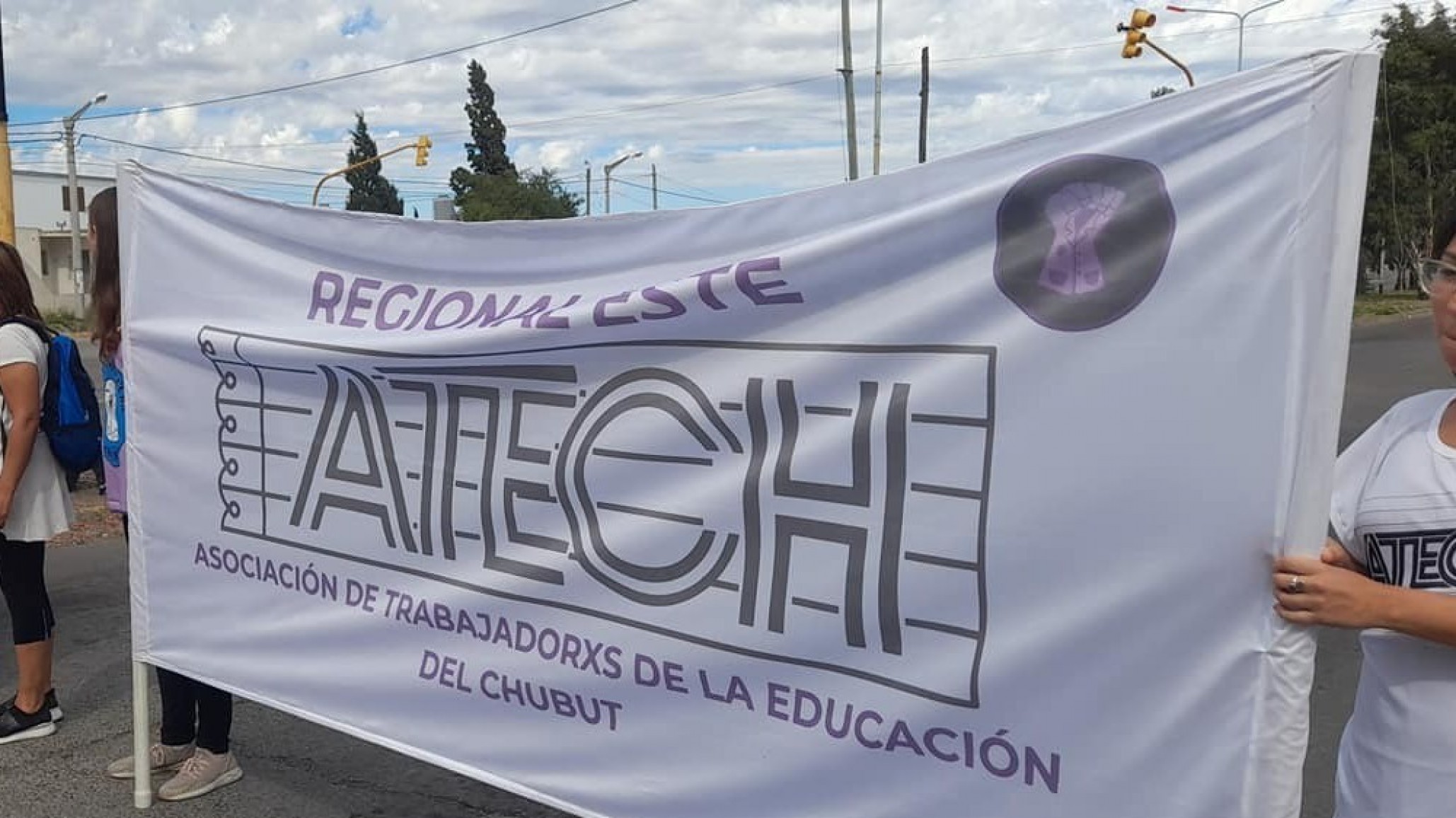 Docentes de Chubut: 6 de cada 10 no llegan a cubrir la canasta básica
