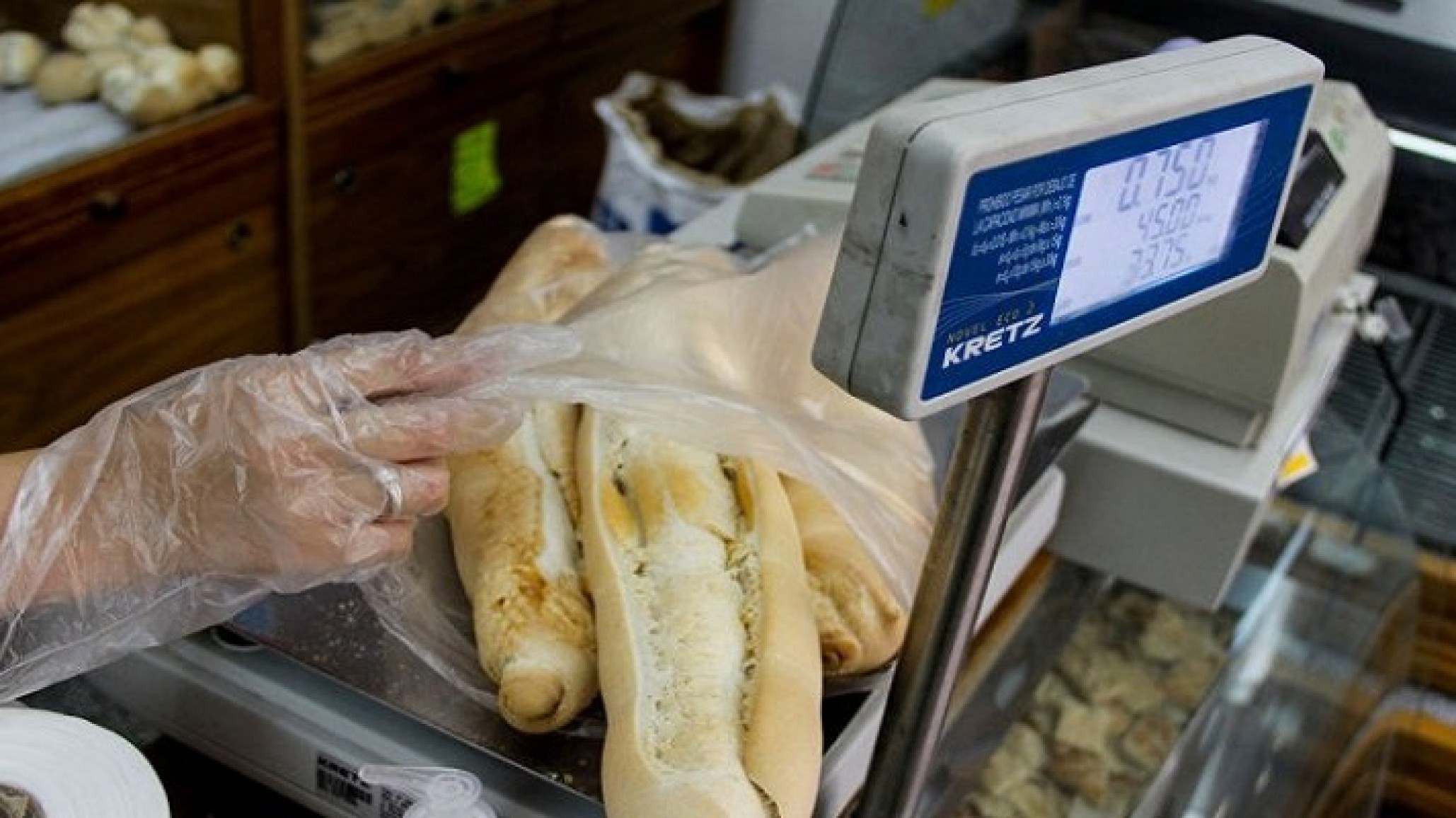 Crisis del consumo en Comodoro: "Las ventas de pan bajaron un 50% y las de facturas un 85%"