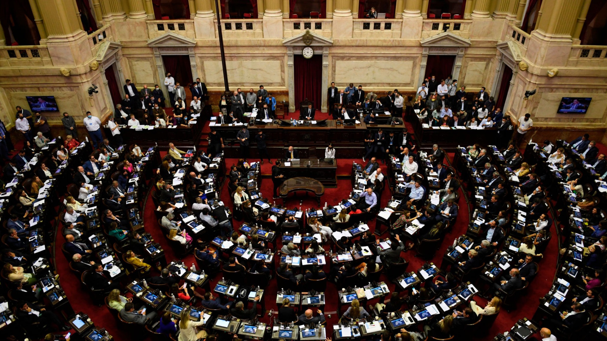 El Congreso investiga el caso Libra y también evalúa interpelaciones en la Agencia de Discapacidad