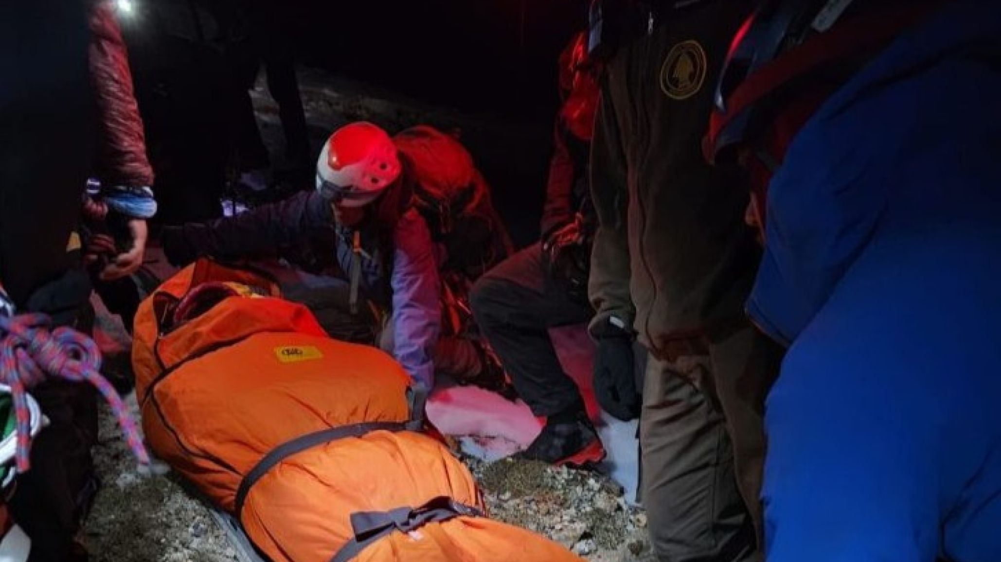 Hubo un operativo de 12 horas para rescatar a una escaladora con fractura de tibia y peroné