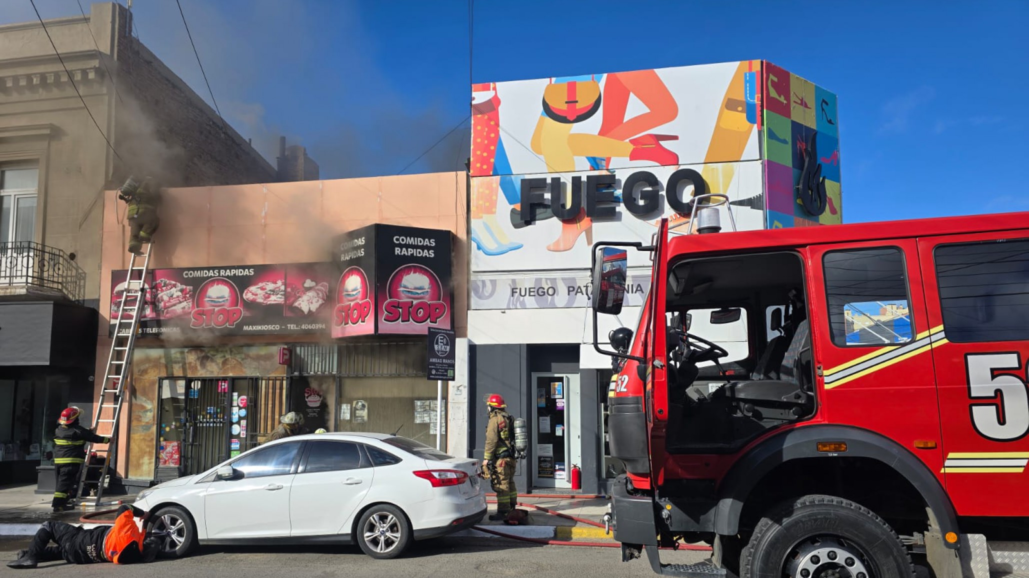 Incendio en un local de comidas rápidas en pleno centro