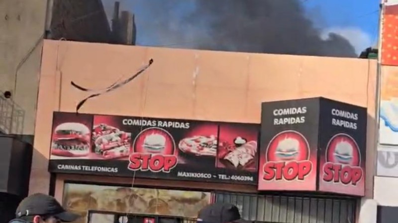 Incendio en un local de comidas rápidas: "El aceite generó rápido todo el foco de fuego"