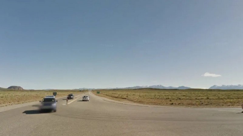 Una mujer hacía dedo en la ruta para regresar a su hogar y murió atropellada en la Ruta 237