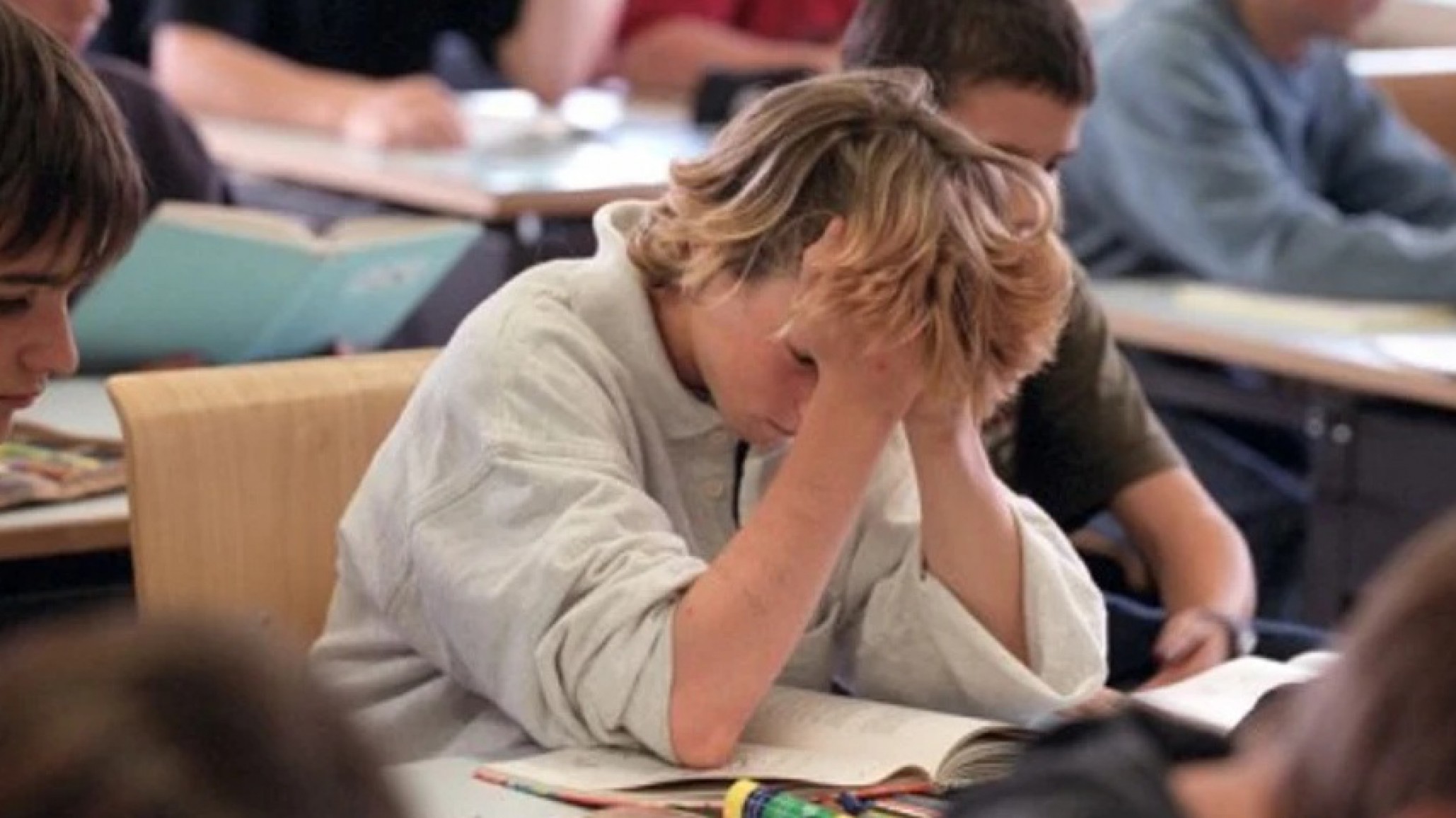 "Los embarazos en adolescentes mayores de 15 años disminuyeron, pero aumentan la depresión y el abandono escolar"