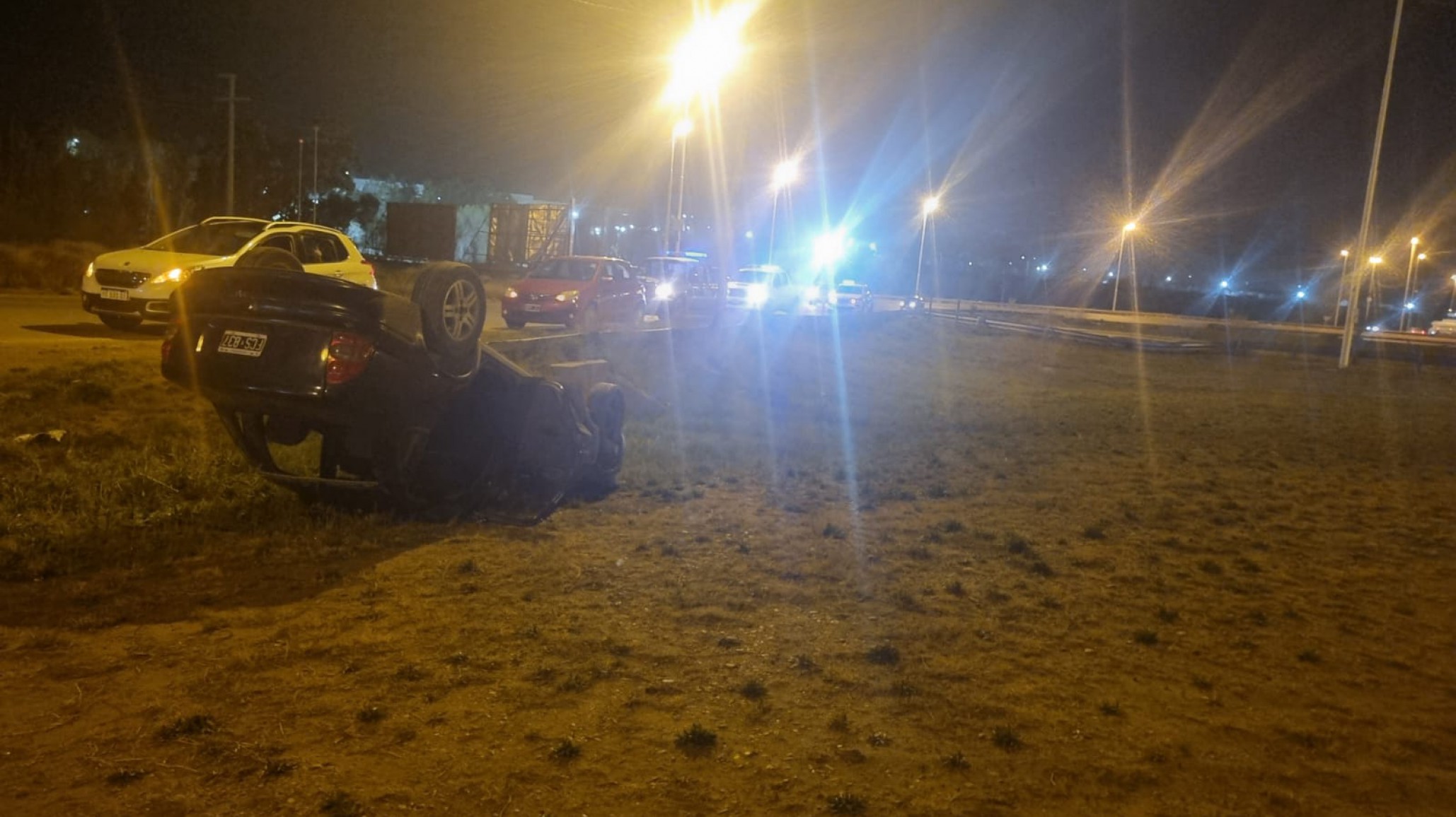 La irresponsabilidad al volante: Volcó en Ruta 3 y el test de alcoholemia arrojó 0,87 g/l