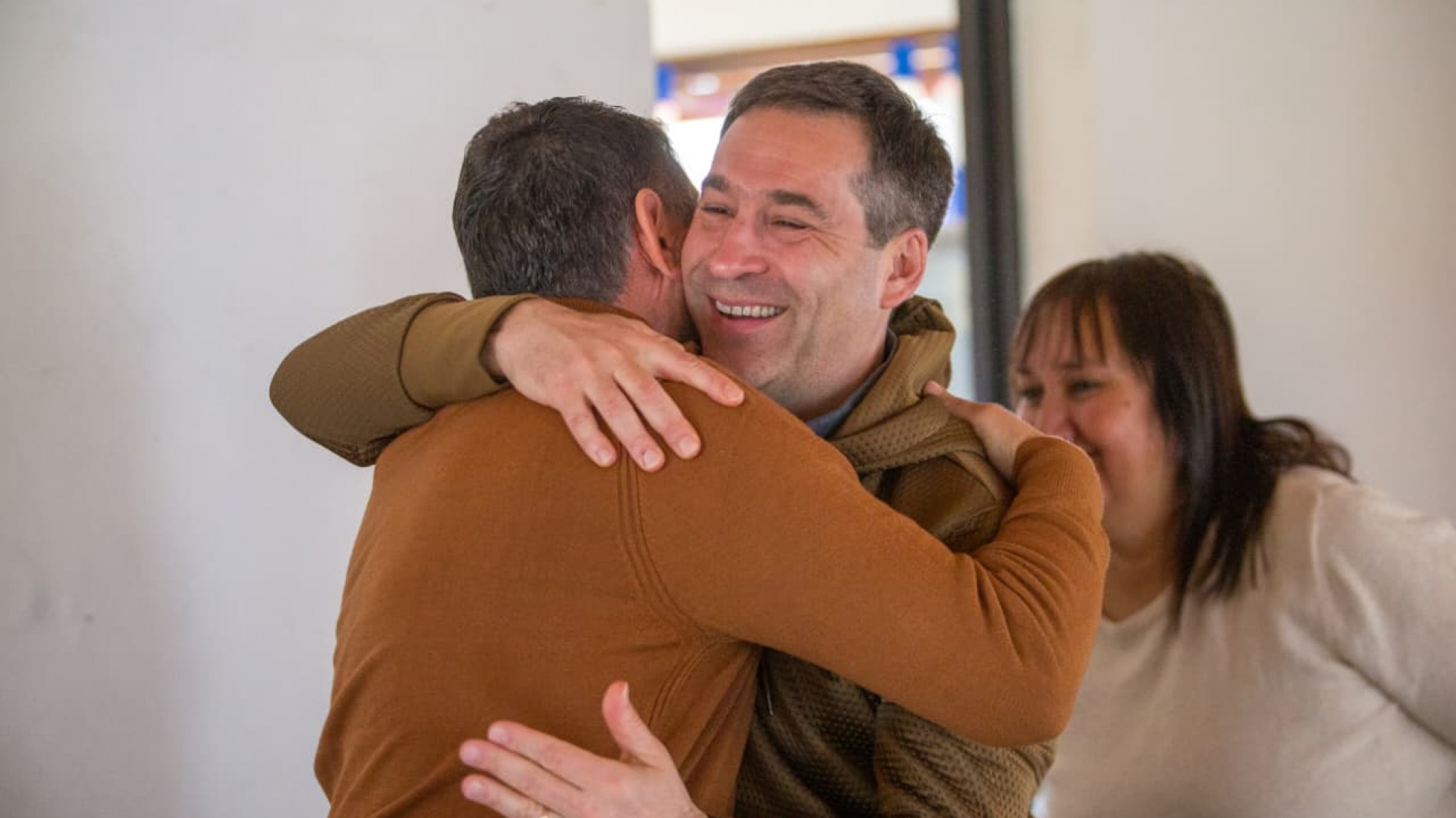 Luque recibió el apoyo del intendente de Gualjaina: "En el interior de Chubut es donde más se nota el abandono total del Estado"