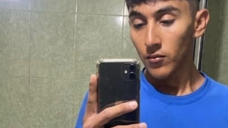 "Quiero verdadera justicia por la muerte de mi hijo": el pedido de la madre de Maximiliano Cifuentes tras la suspensión de la audiencia