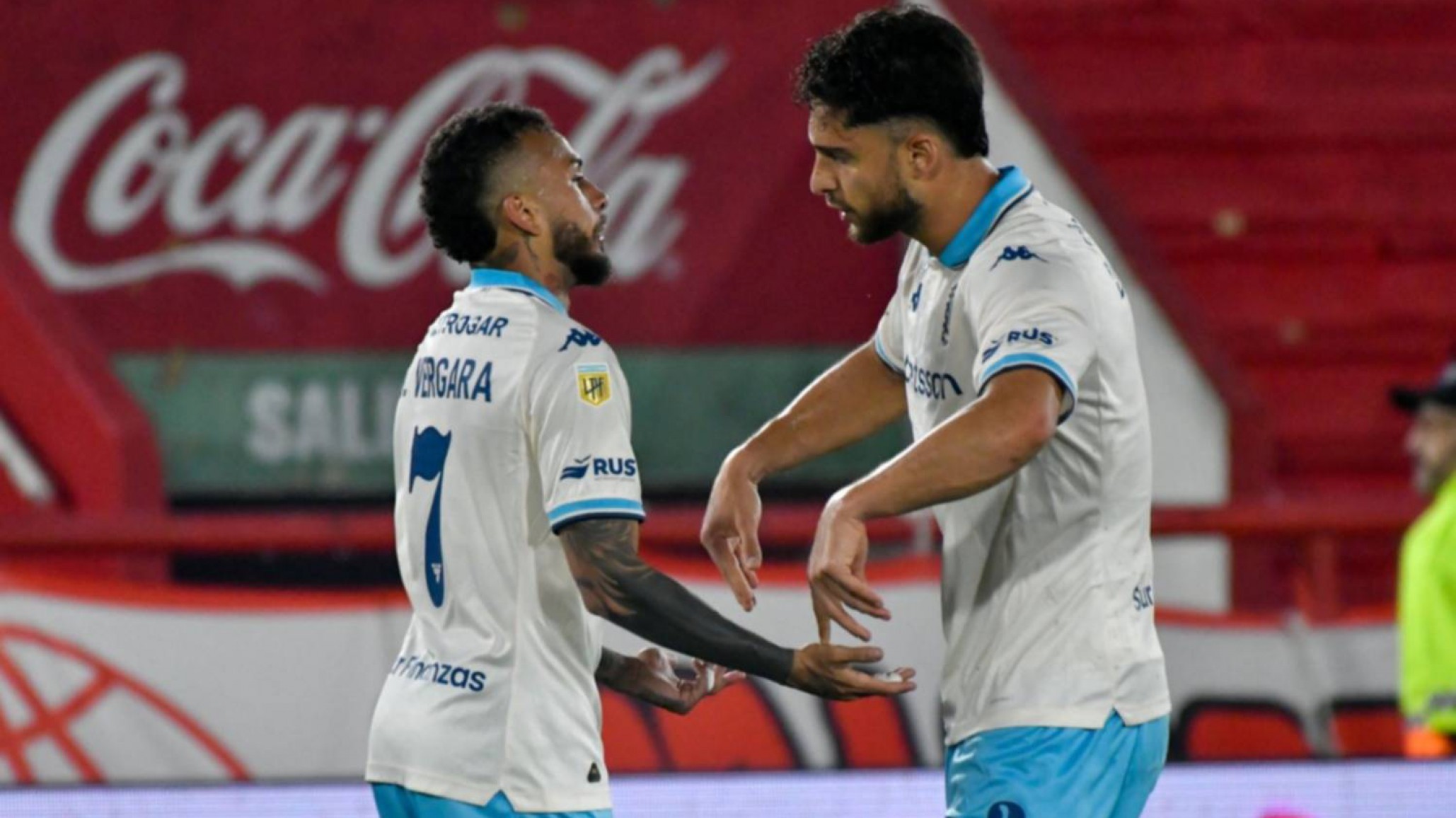 La Academia derrotó a Huracán y se ilusiona con los playoffs