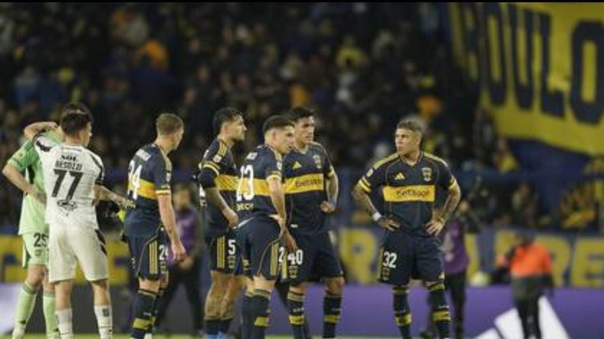 Boca dejó escapar la ventaja y empató 2-2 con Central Córdoba en la Bombonera