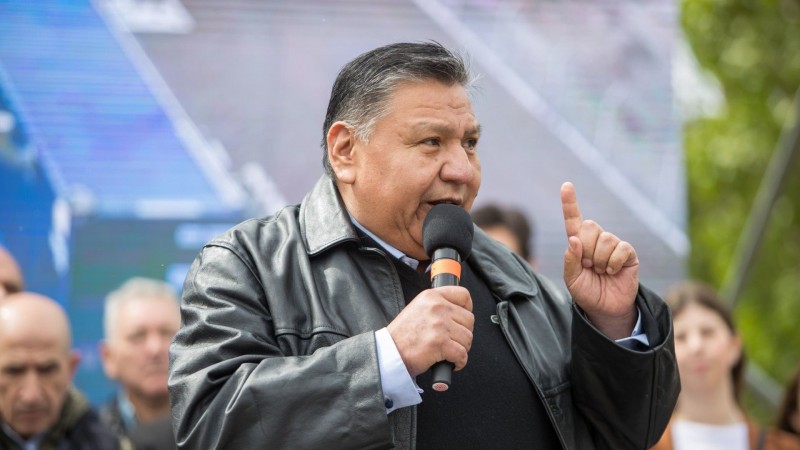 Petroleros paraliza los Yacimientos de PeCom: denuncian el incumplimiento en el traslado de trabajadores