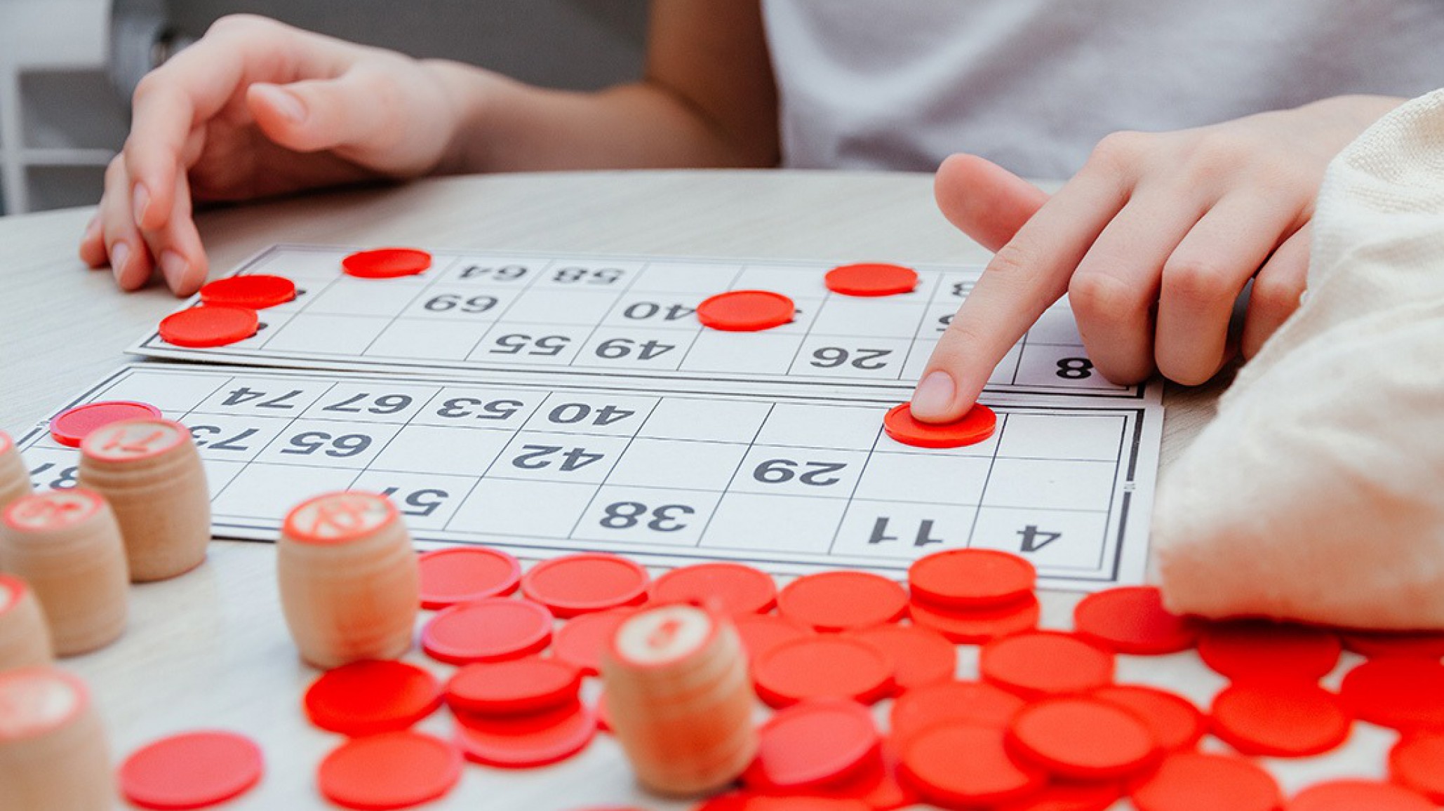 Una hija organiza un mate bingo solidario en Kilómetro 5 para ayudar a su madre con gastos médicos