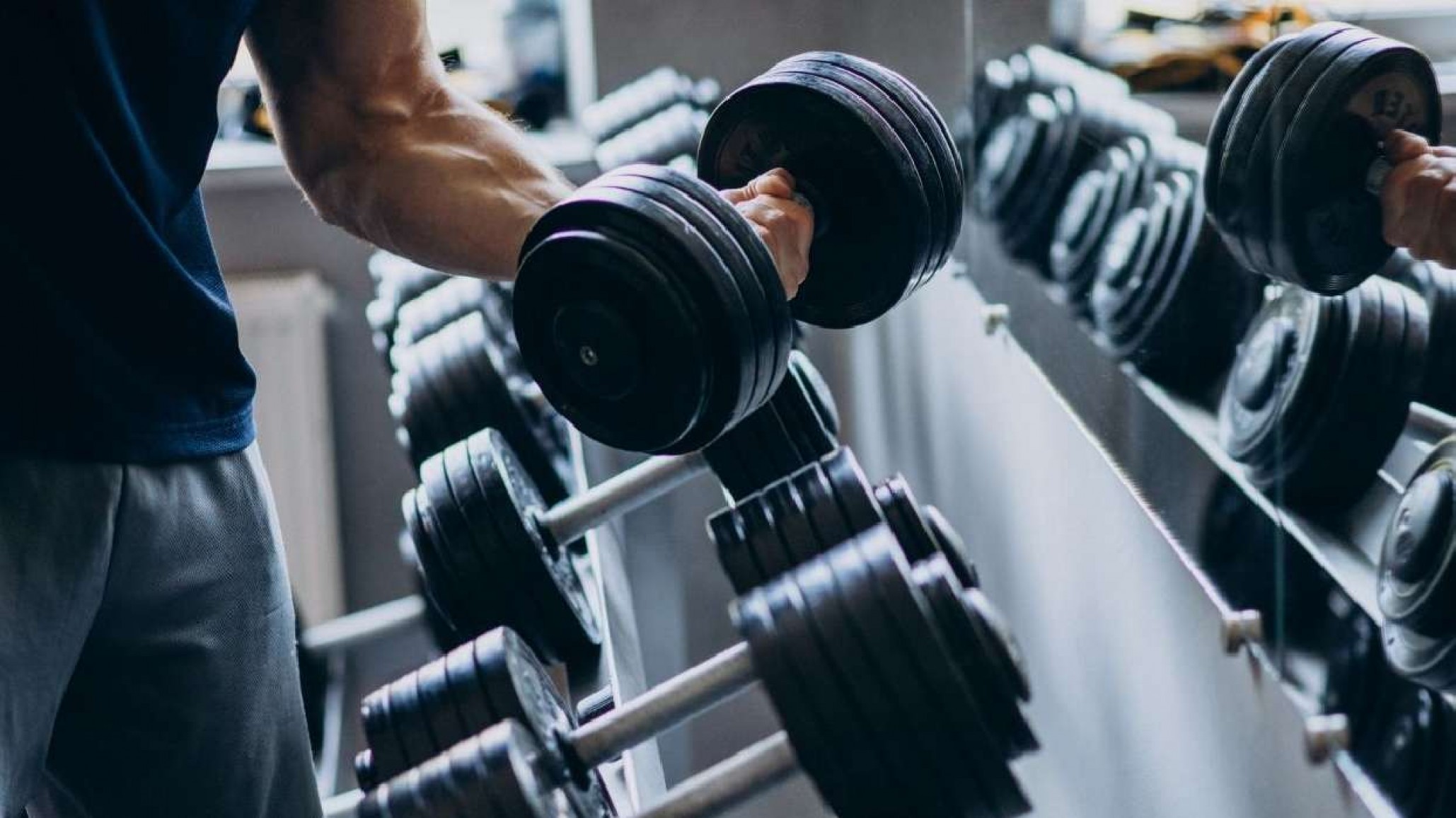 Tragedia: un hombre murió mientras hacía ejercicio en un gimnasio
